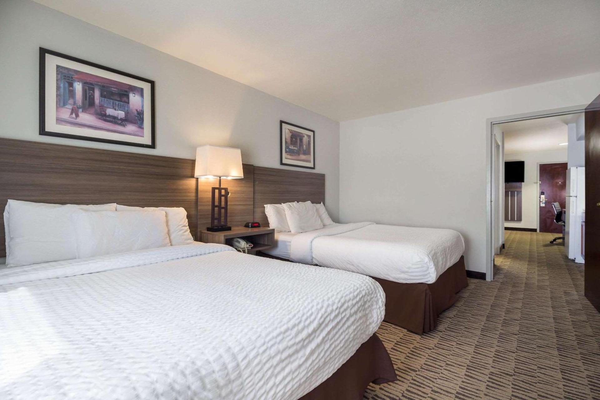 Clarion Pointe Charleston - West Ashley photo 23