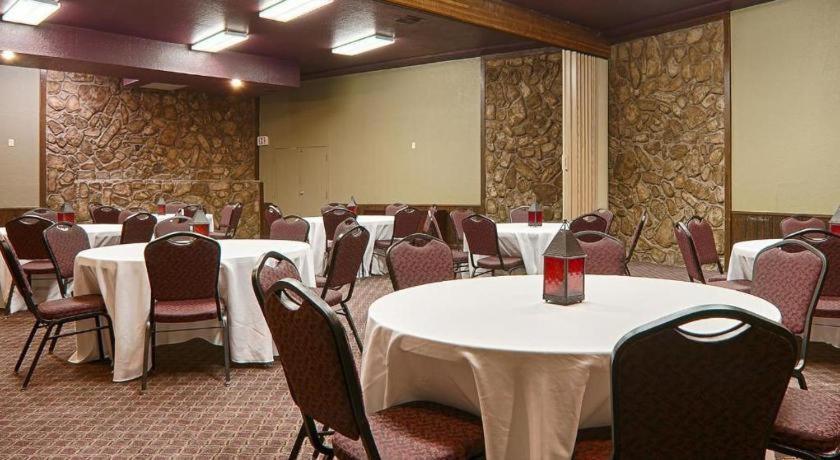 Best Western Stroud Motor Lodge photo 21