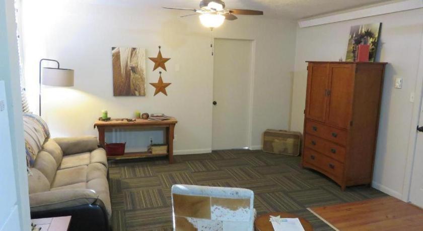 Hotel LaBonte photo 25