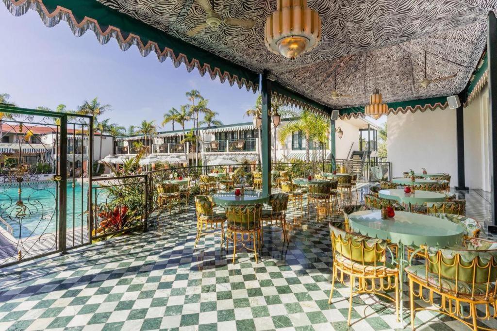 The Lafayette Hotel, Swim Club & Bungalows photo 9