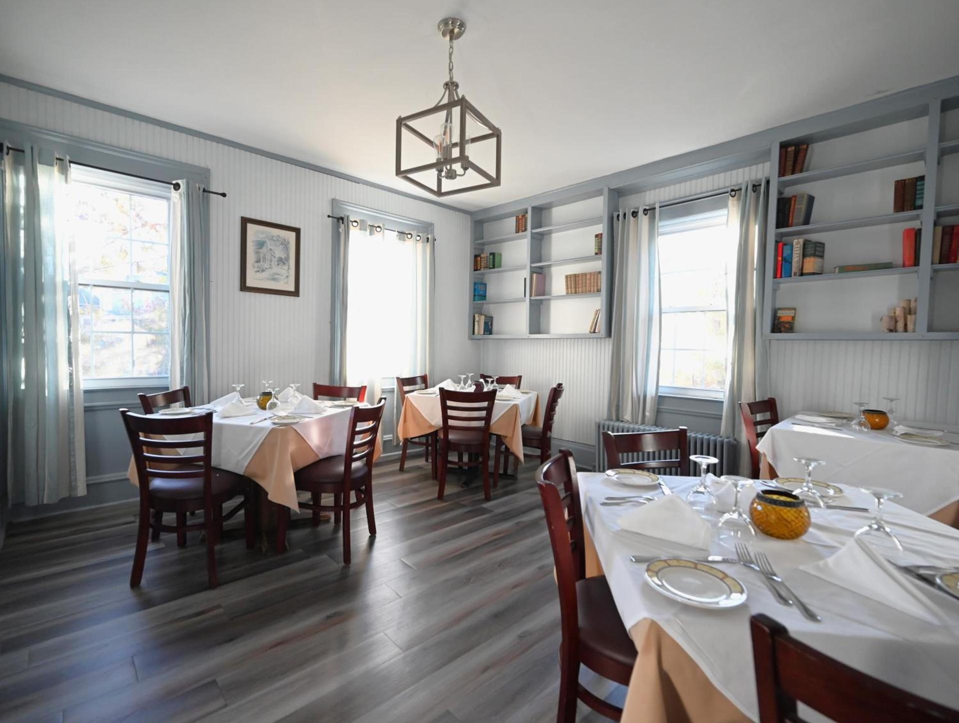 La Perla Restaurant & Country Inn photo 4