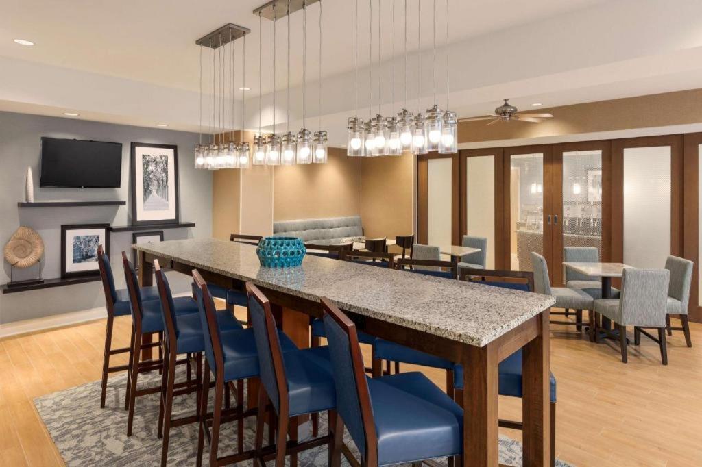 Hampton Inn Bartow photo 6