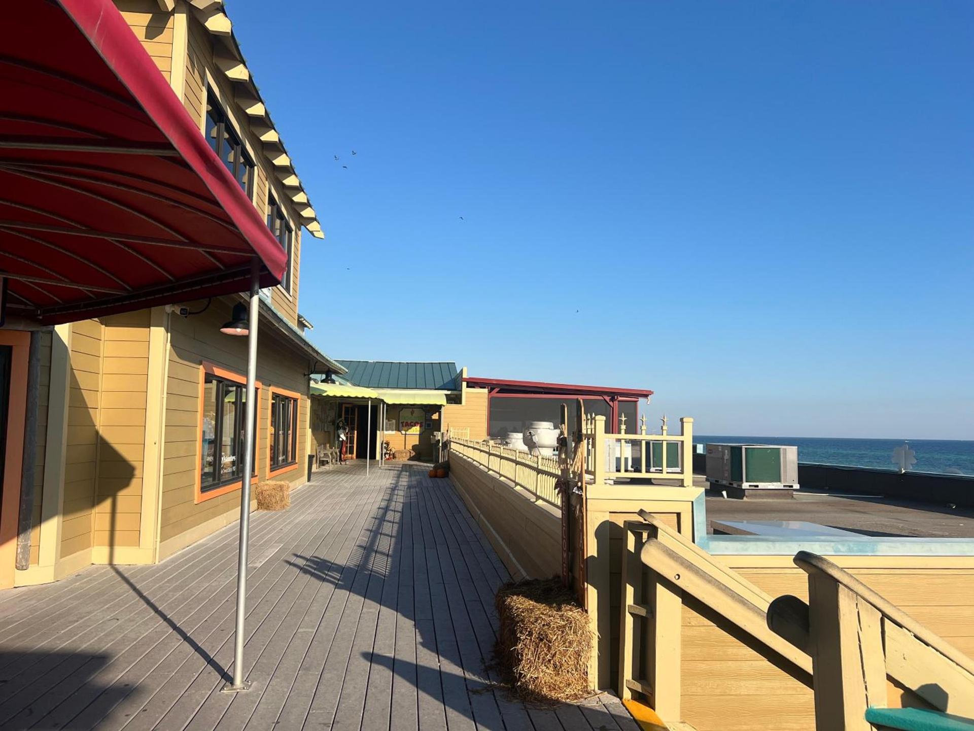 Hole Inn the Wall Hotel - Fort Walton Beach - Sunset Plaza - nearby Beaches & Hurlburt photo 76