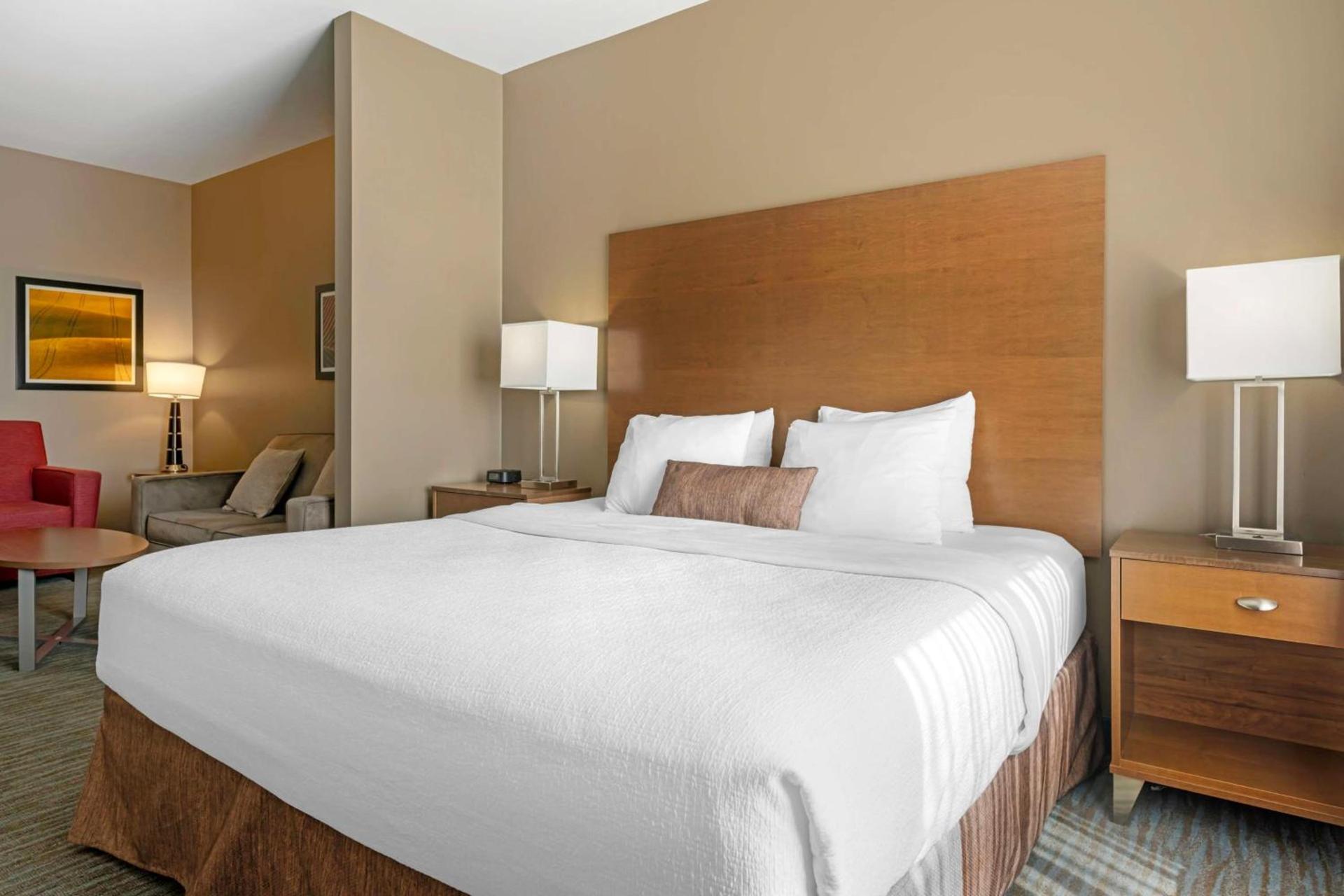 Best Western Plus Jefferson photo 7
