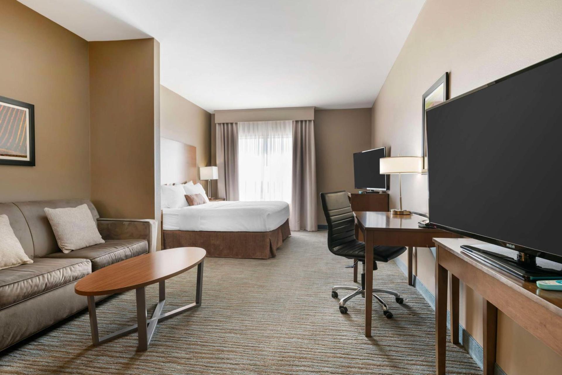 Best Western Plus Jefferson photo 14
