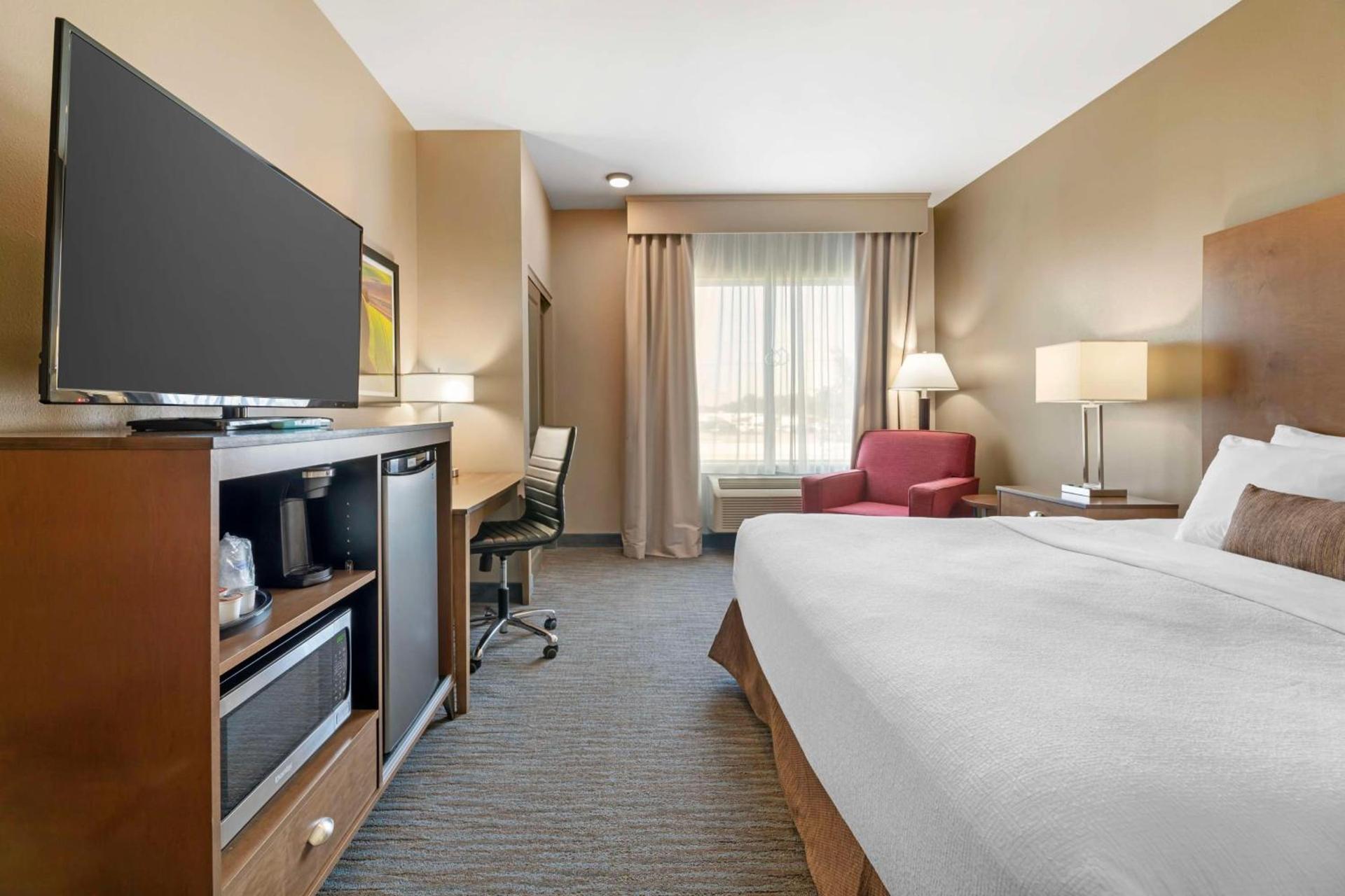 Best Western Plus Jefferson photo 22