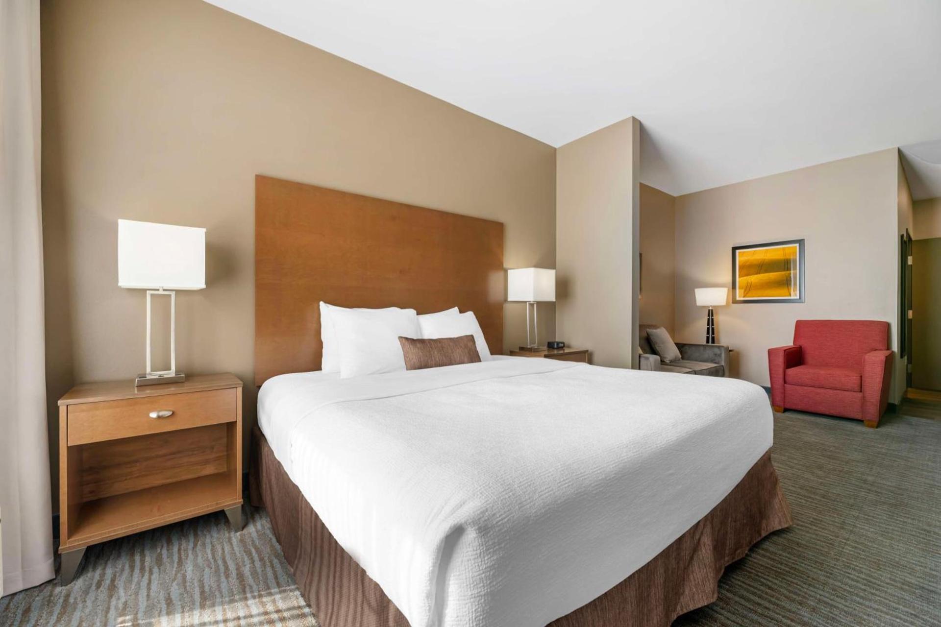 Best Western Plus Jefferson photo 28