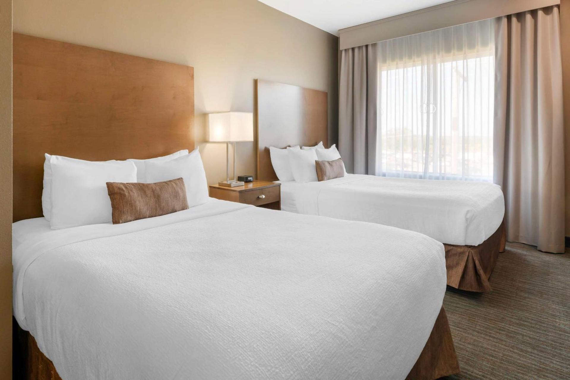 Best Western Plus Jefferson photo 33
