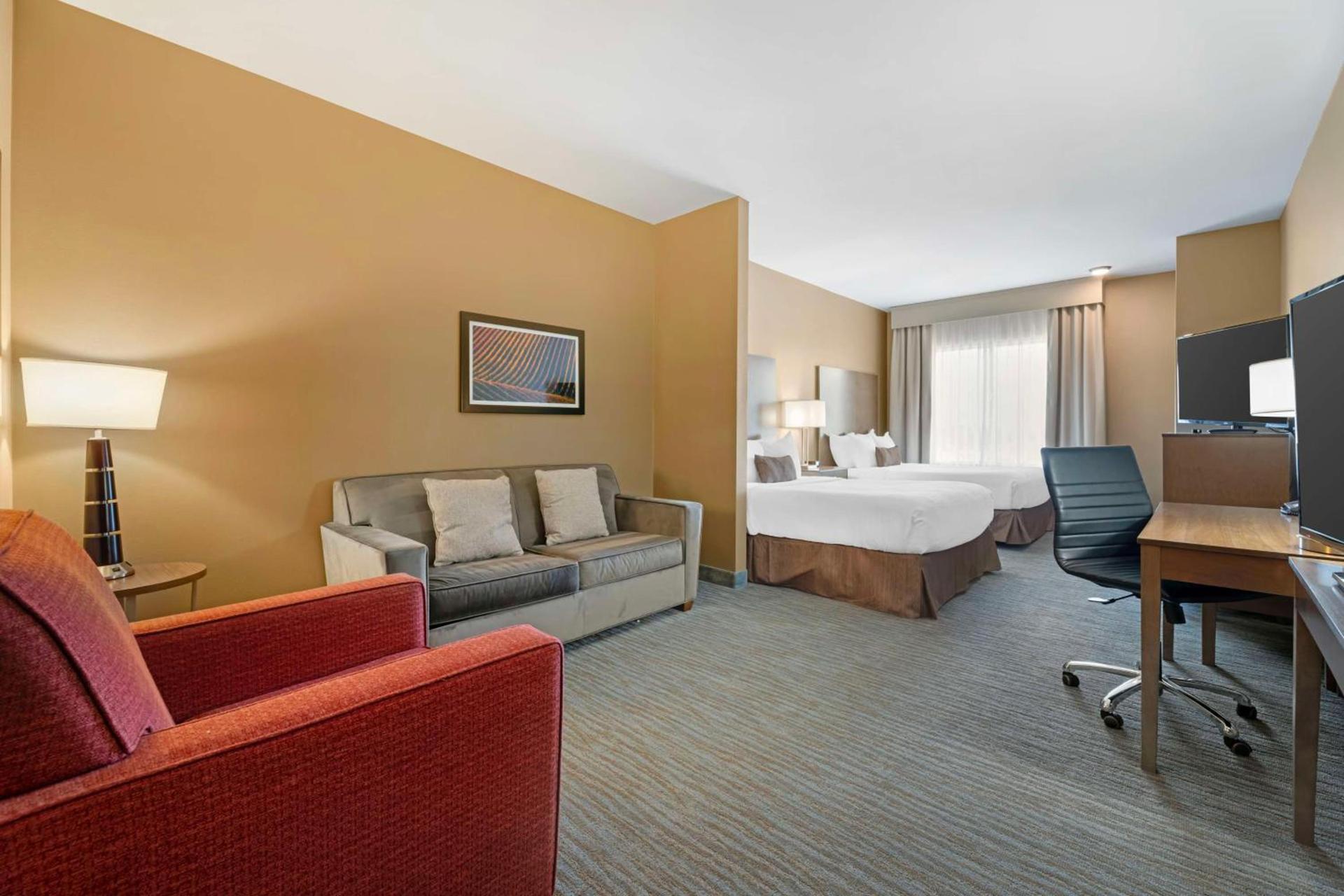 Best Western Plus Jefferson photo 34