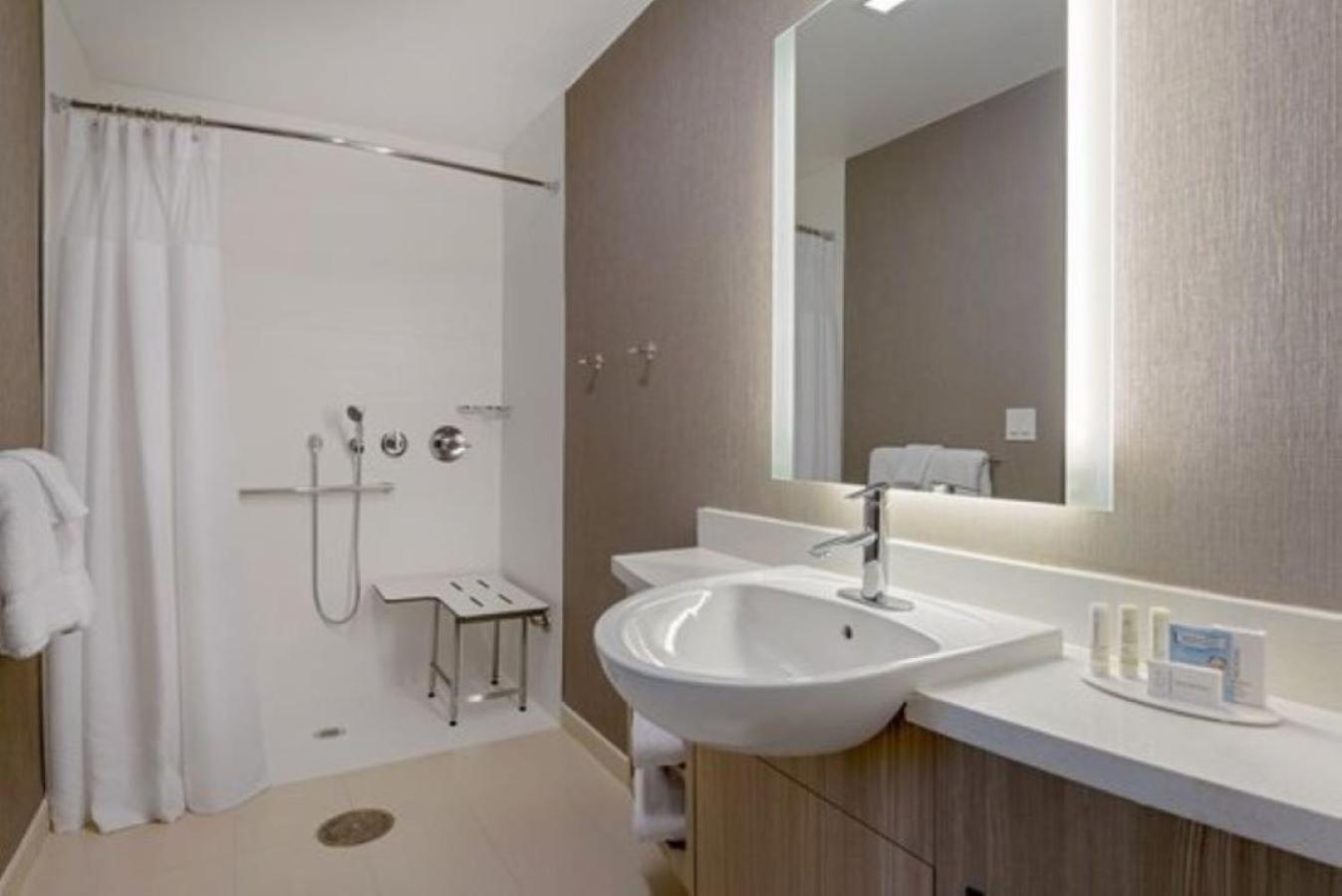 SpringHill Suites by Marriott Hampton Portsmouth photo 17