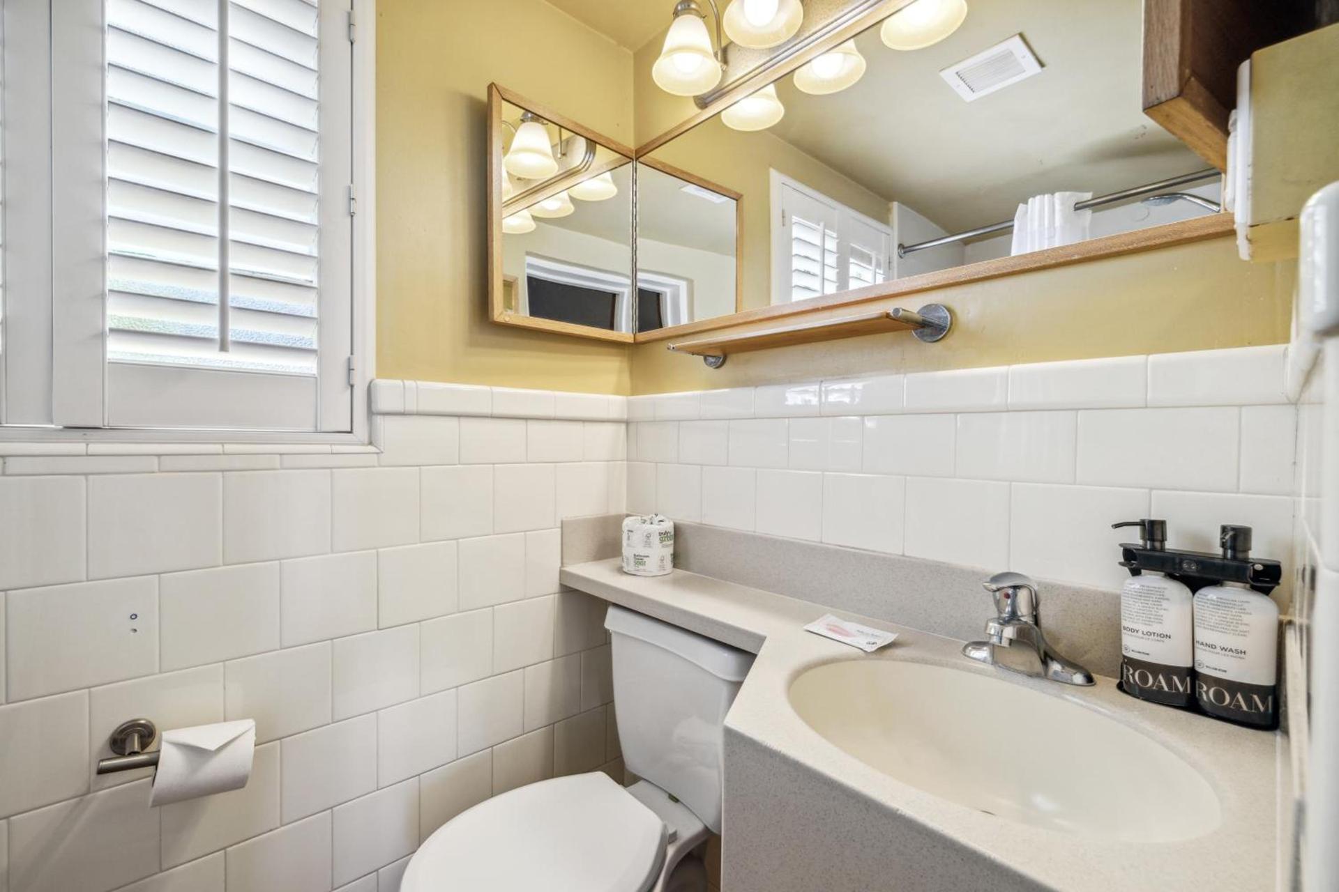 Inn Marin and Suites, an Ascend Collection Hotel photo 33