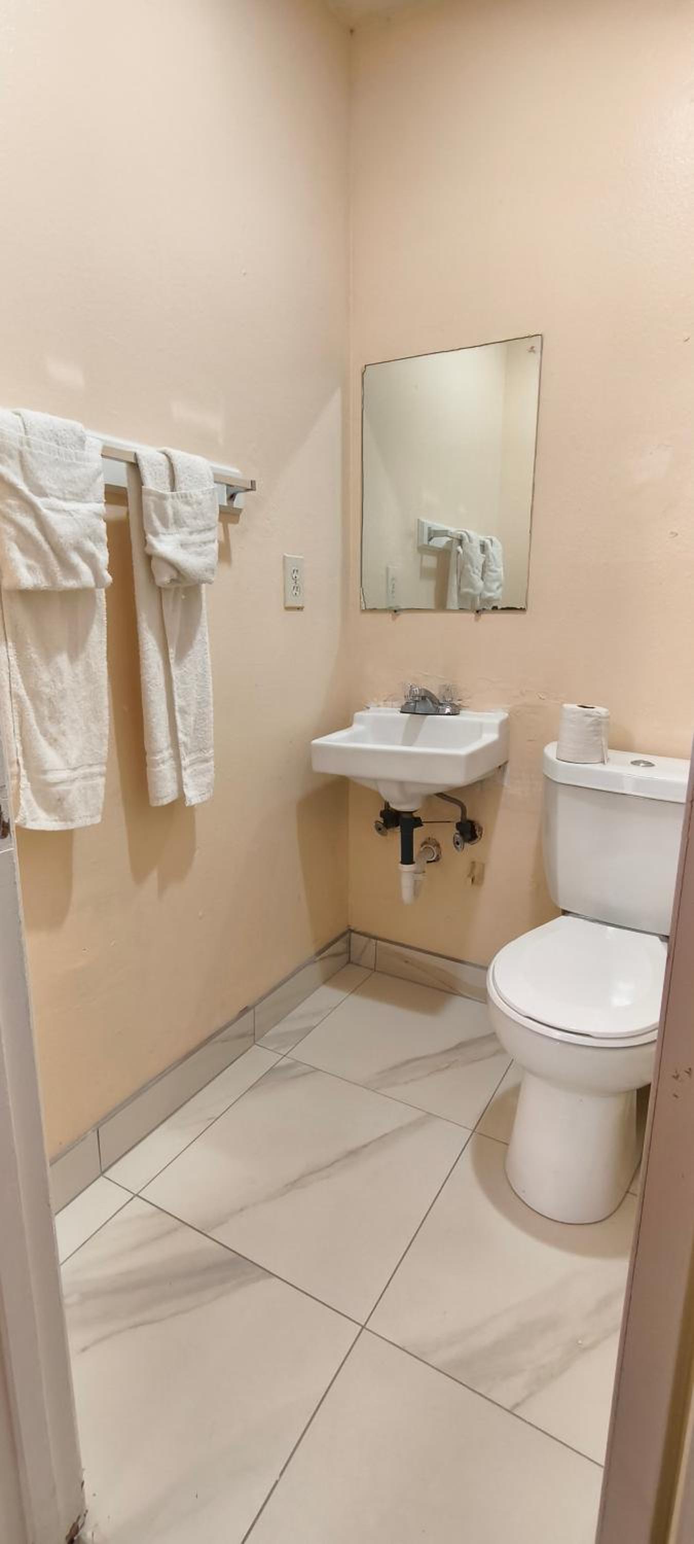 Allround Suites photo 5