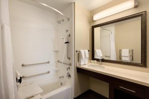 Denizen Hotel photo 28