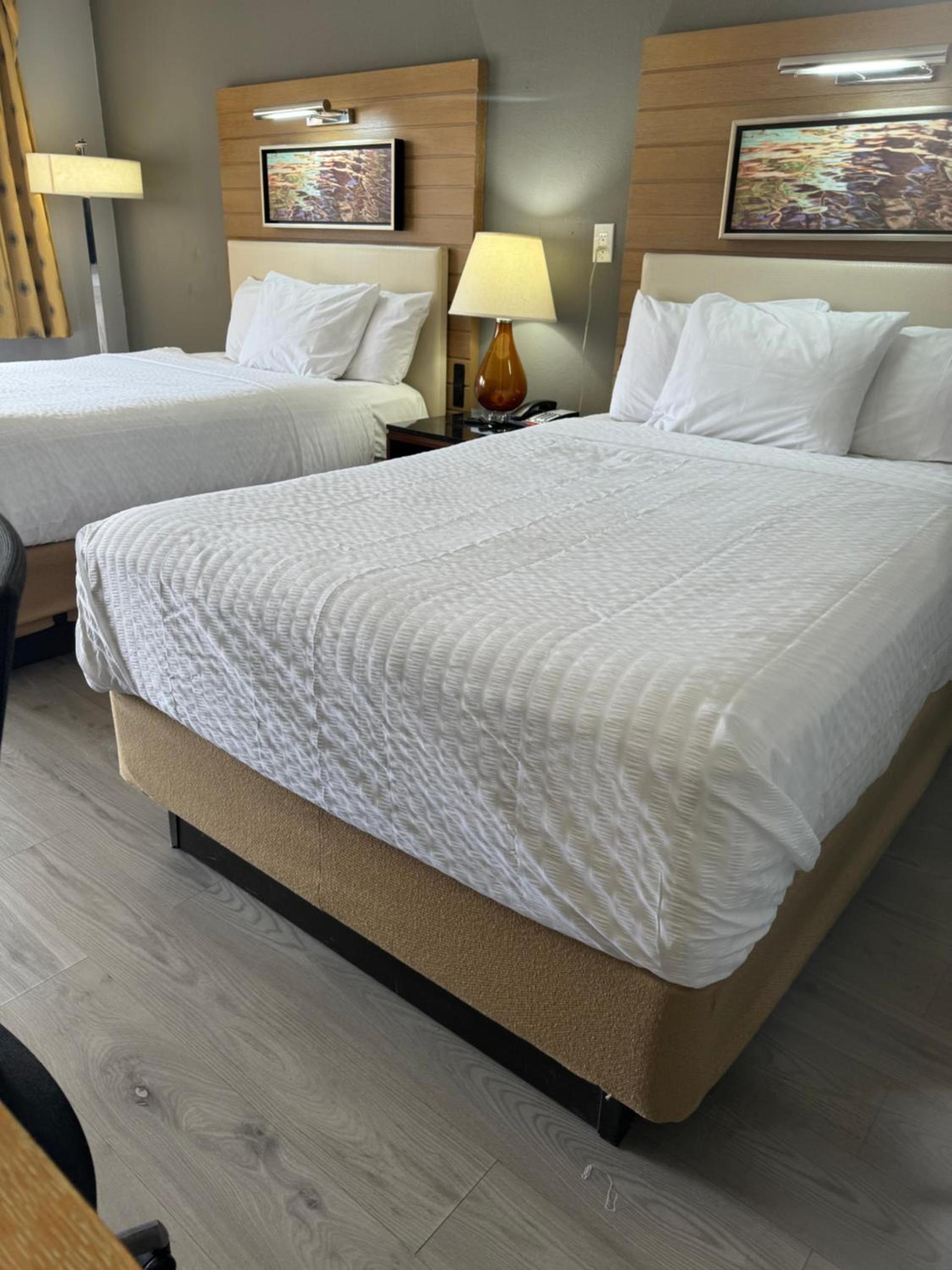 Americas Best Value Inn at Central Valley-Woodbury photo 36