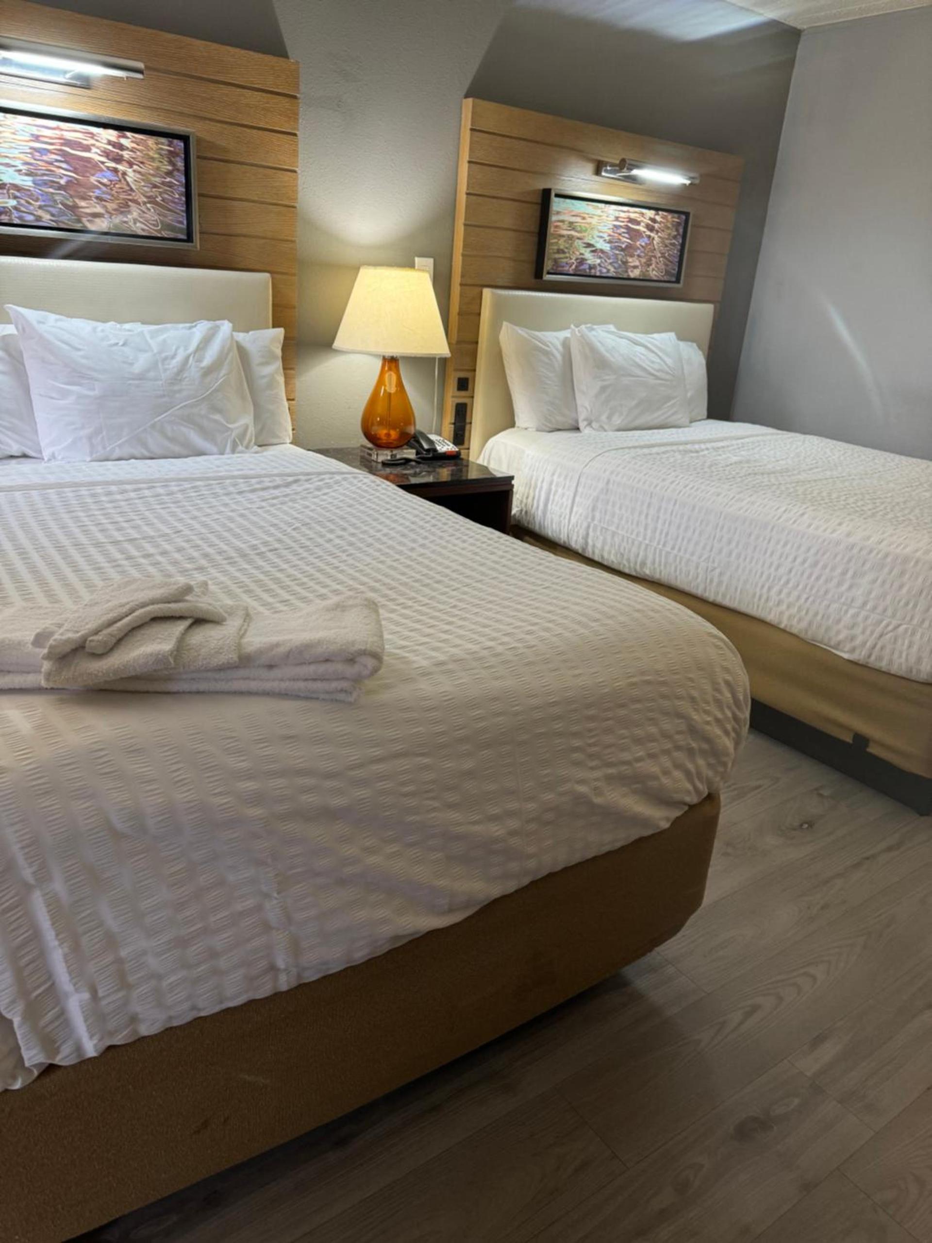 Americas Best Value Inn at Central Valley-Woodbury photo 37