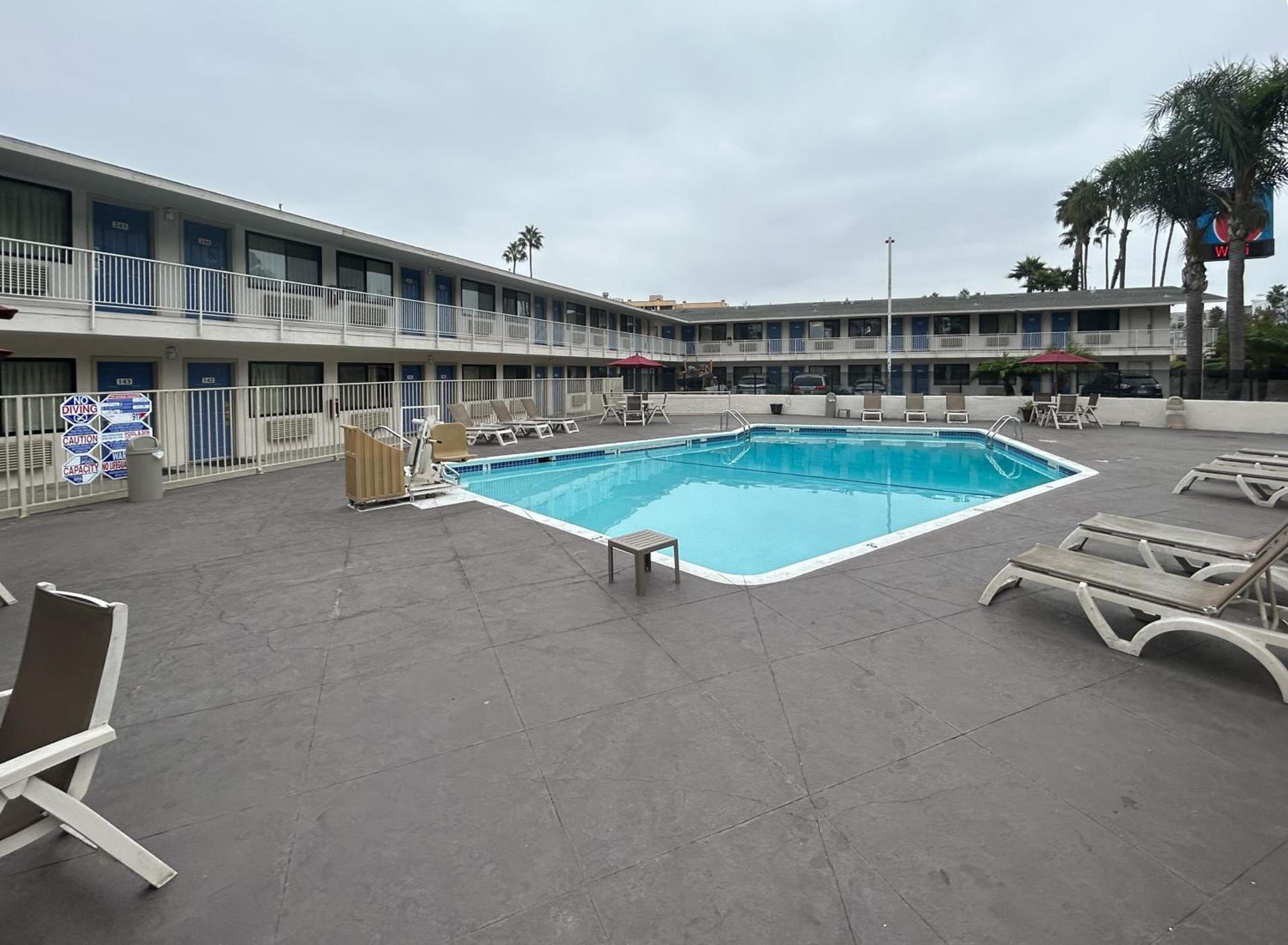 Studio 6 San Diego, CA Hotel Circle Mission Valley photo 5