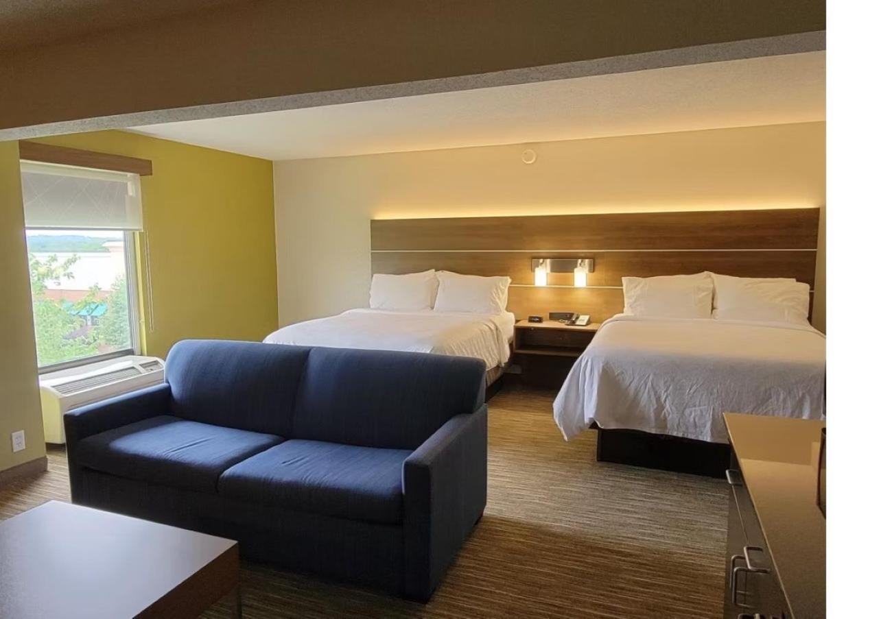 Holiday Inn Express Edgewood-Aberdeen-Bel Air photo 3