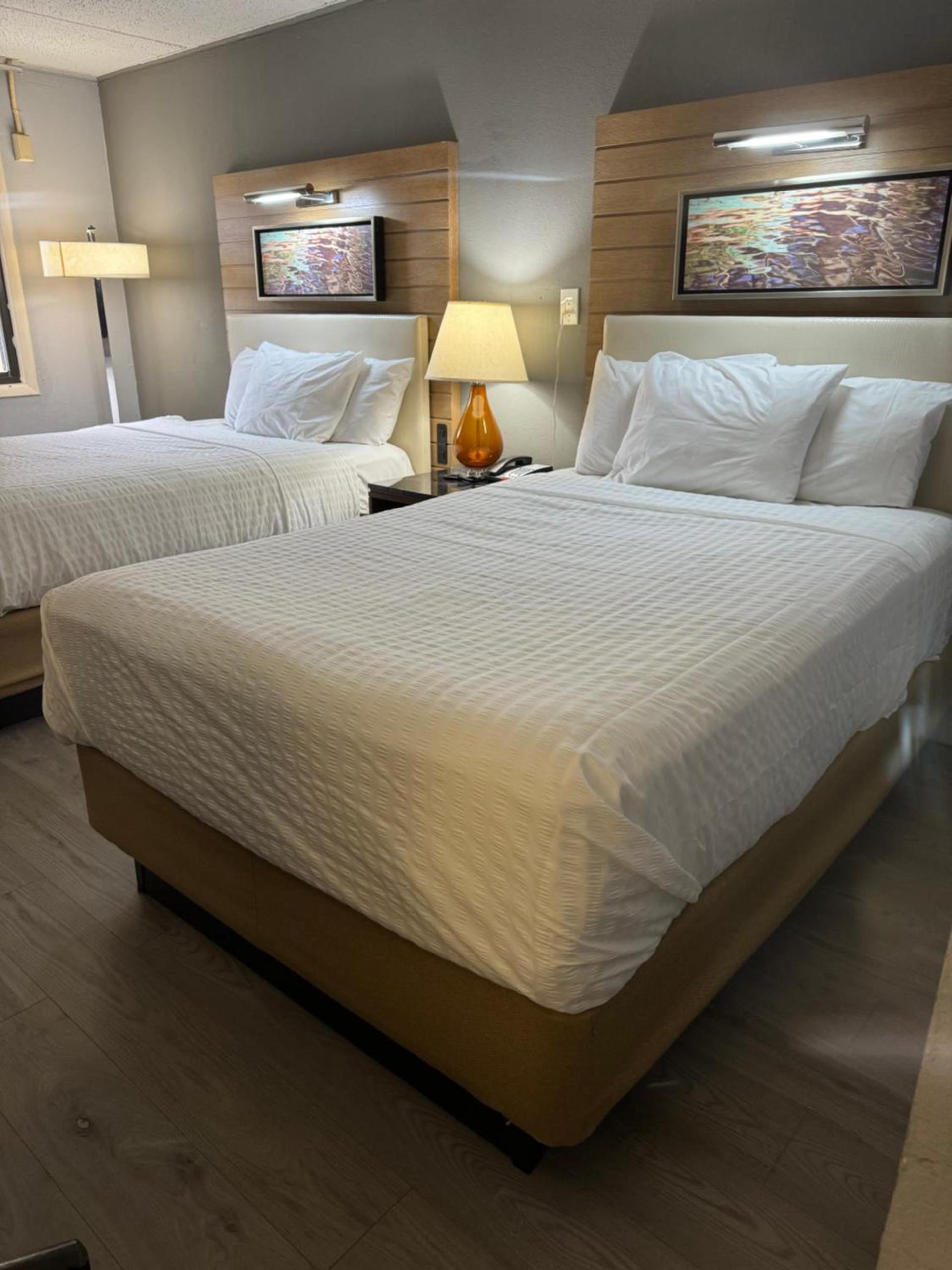 Americas Best Value Inn at Central Valley-Woodbury photo 40