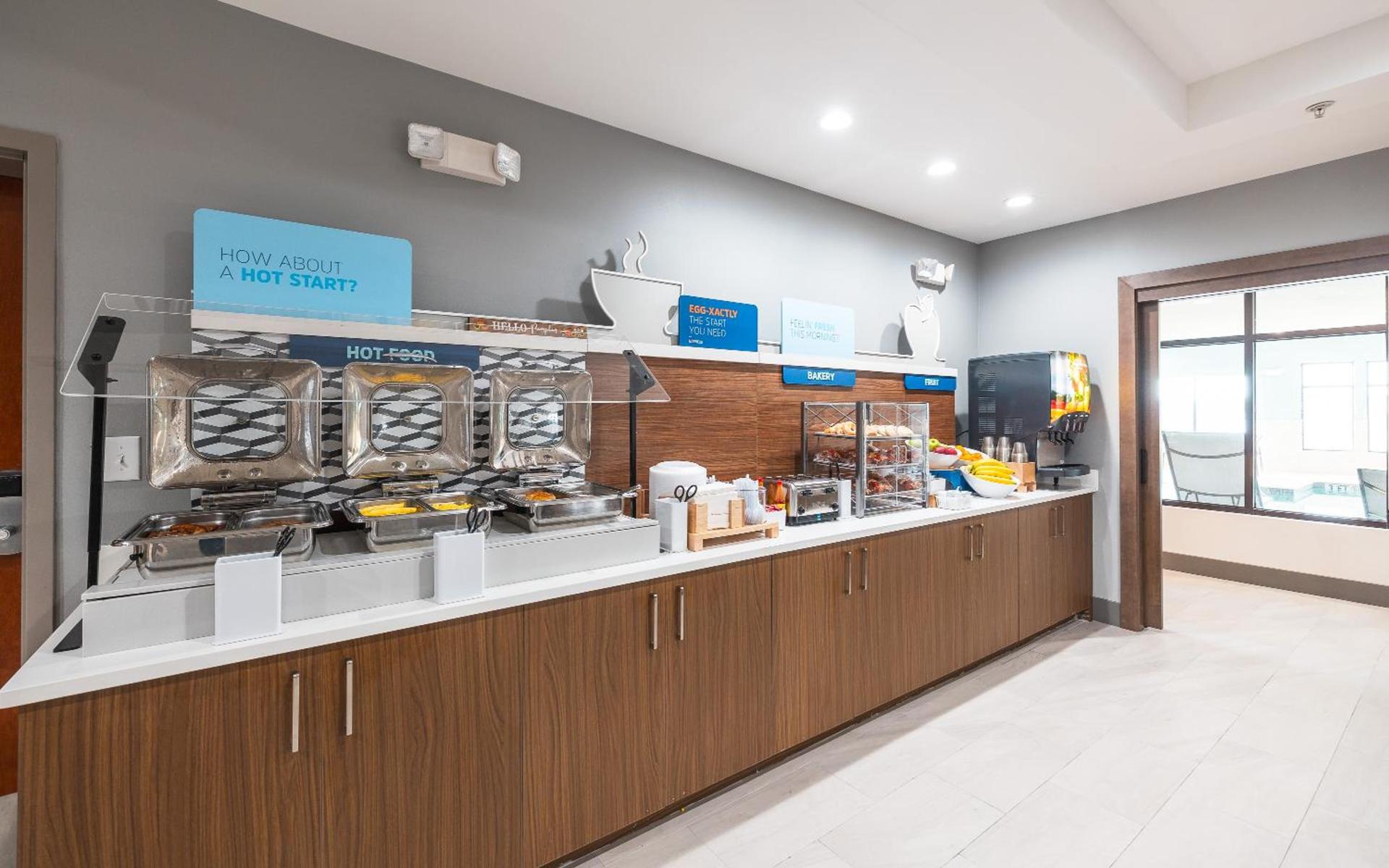 Holiday Inn Express Hotel and Suites Saint Robert by IHG photo 77
