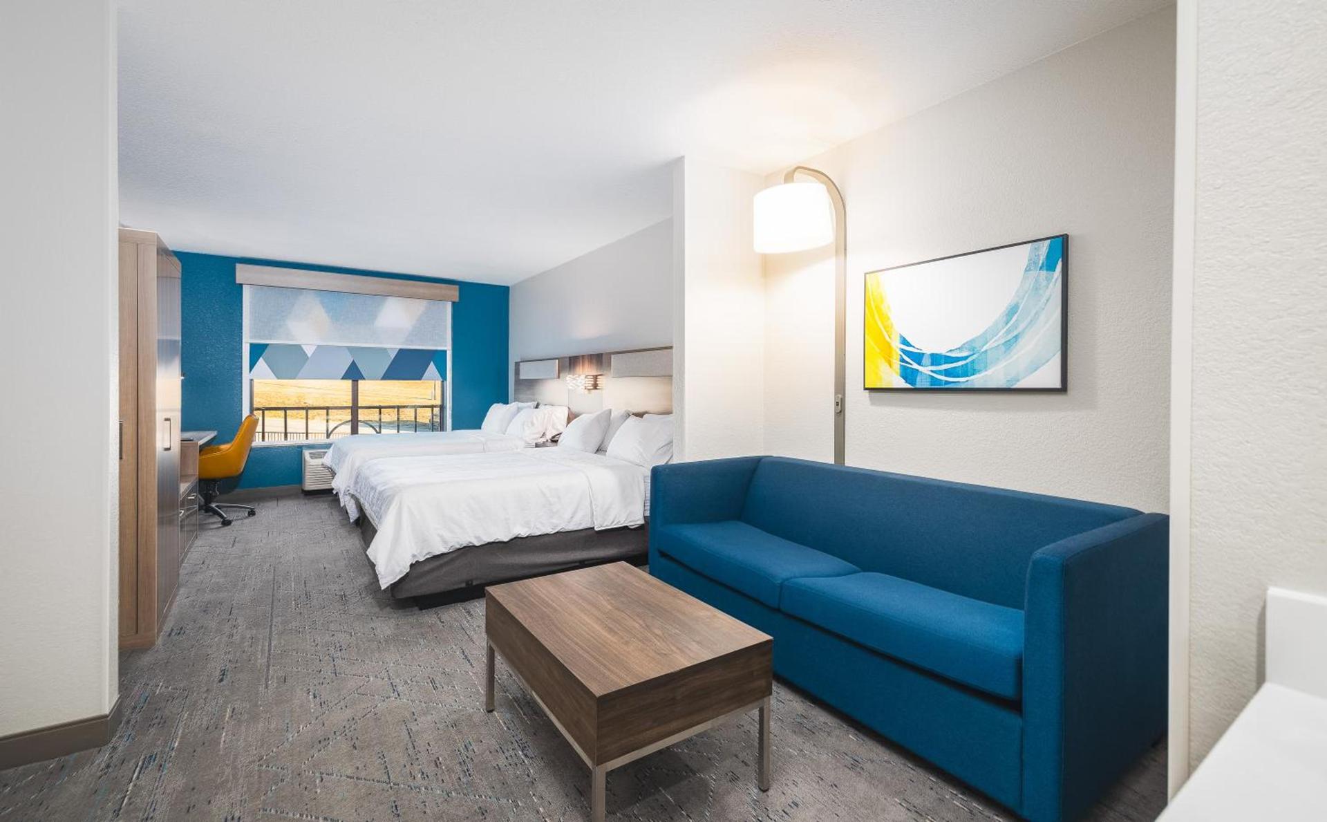 Holiday Inn Express Hotel and Suites Saint Robert by IHG photo 5