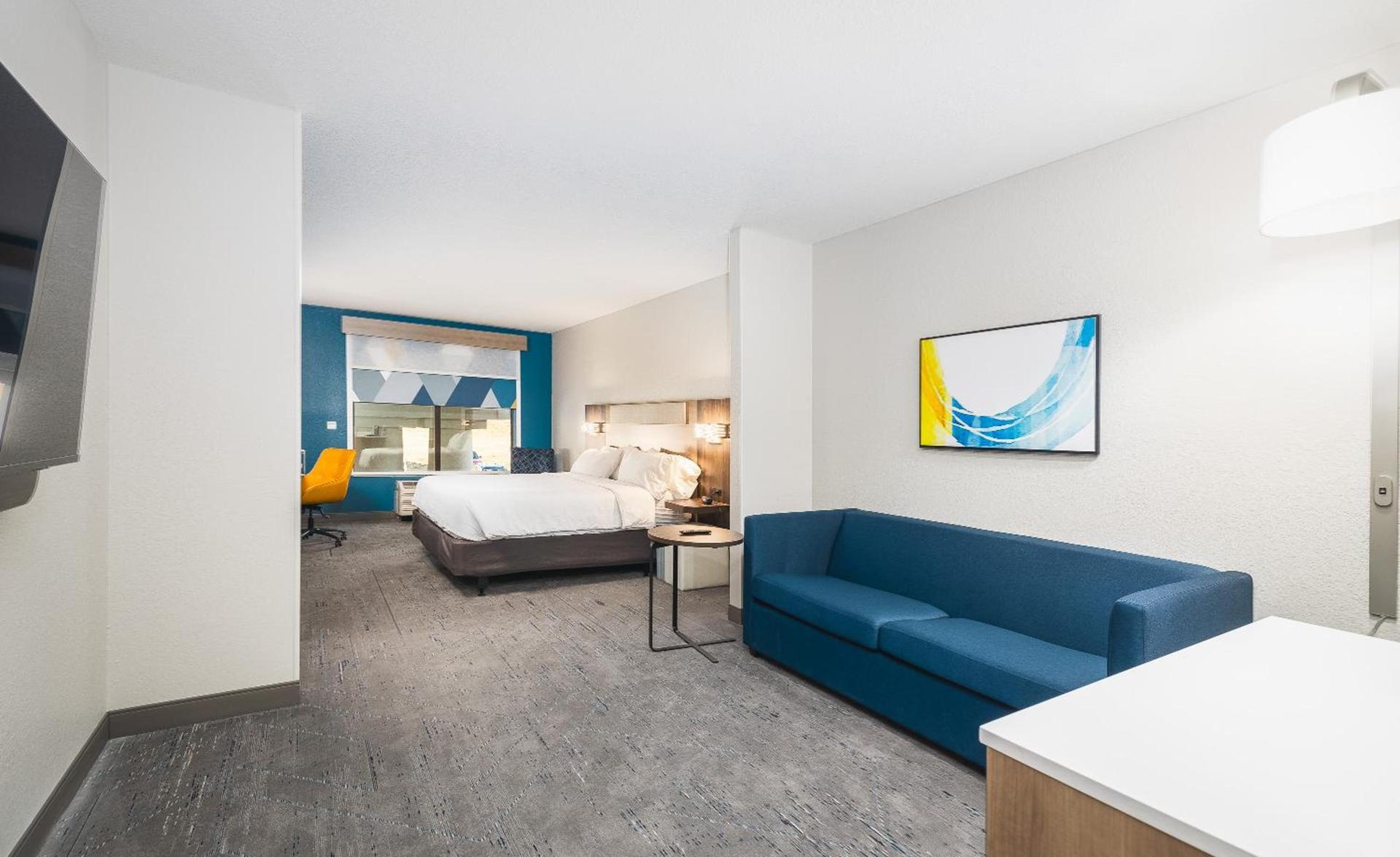 Holiday Inn Express Hotel and Suites Saint Robert by IHG photo 15