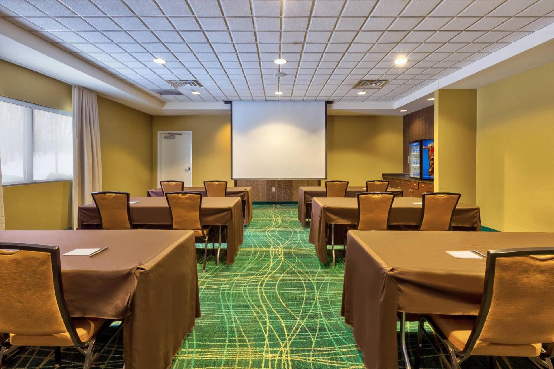 SpringHill Suites by Marriott Grand Rapids Airport Southeast photo 48