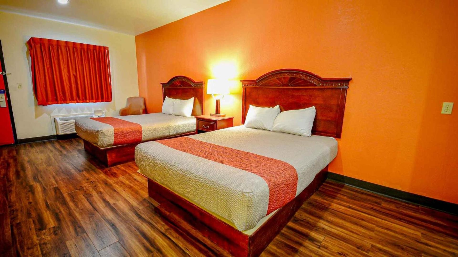 Motel 6-Atoka, OK photo 11