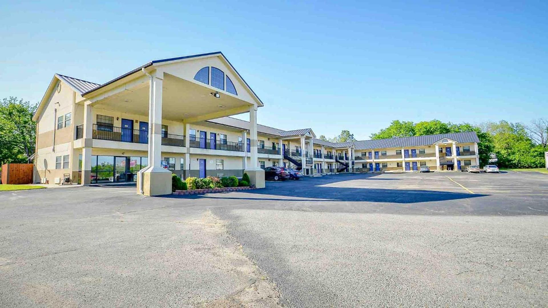 Motel 6-Atoka, OK photo 12