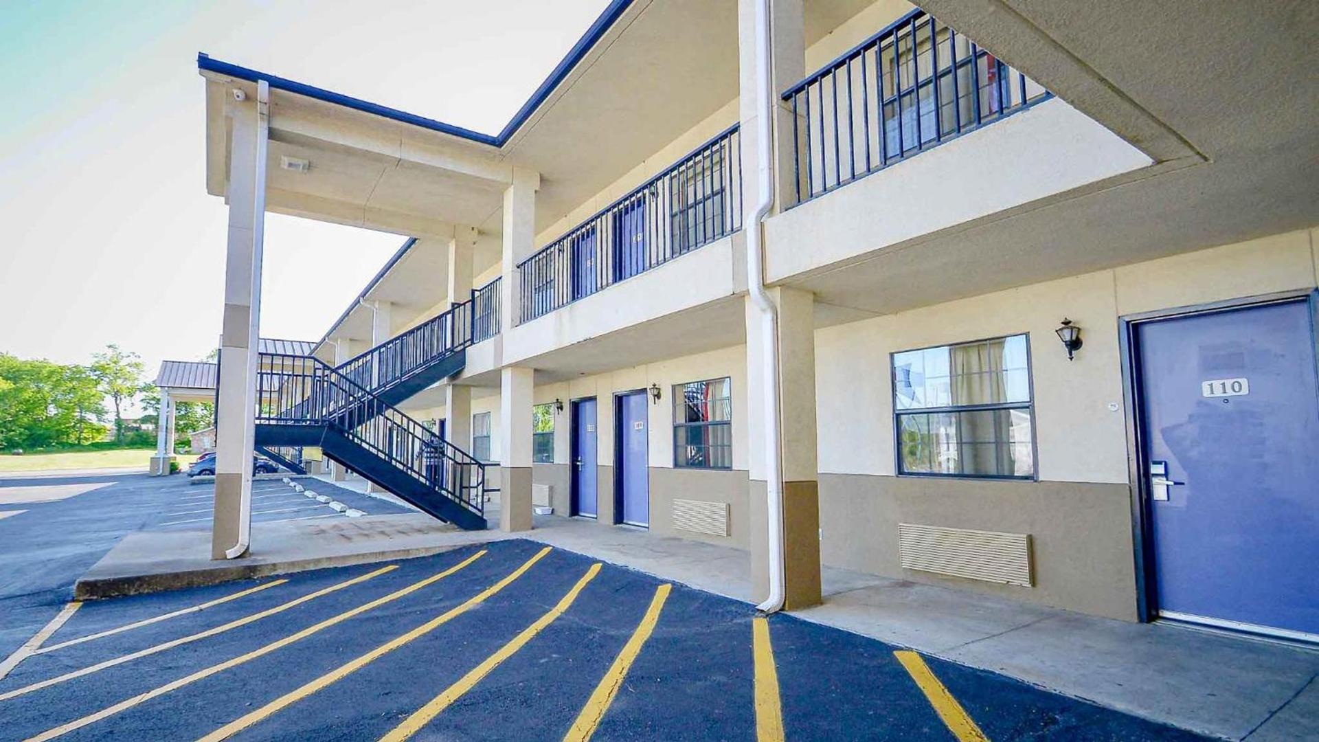Motel 6-Atoka, OK photo 14