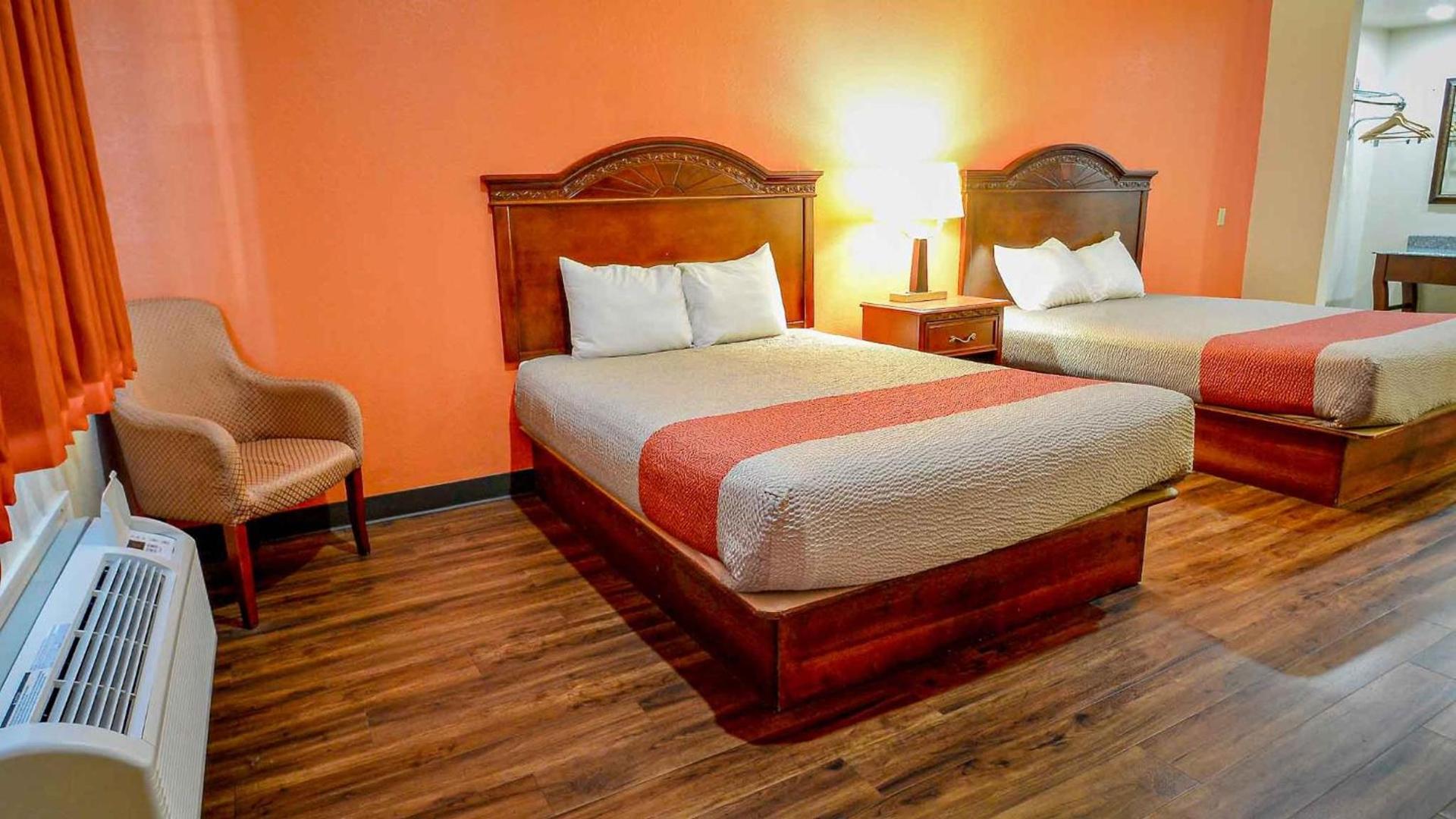 Motel 6-Atoka, OK photo 32