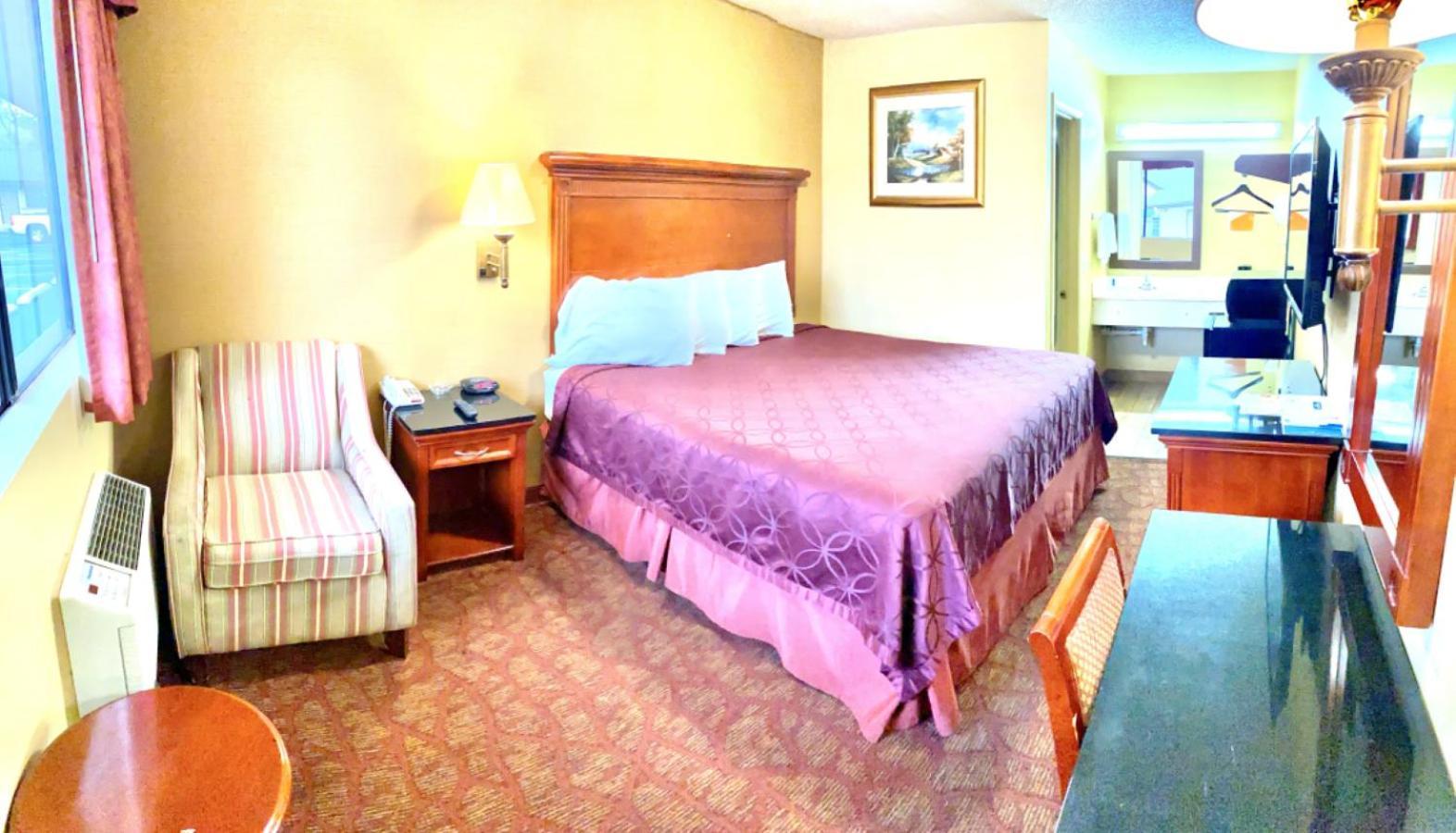 Rodeway Inn Goodlettsville South photo 3