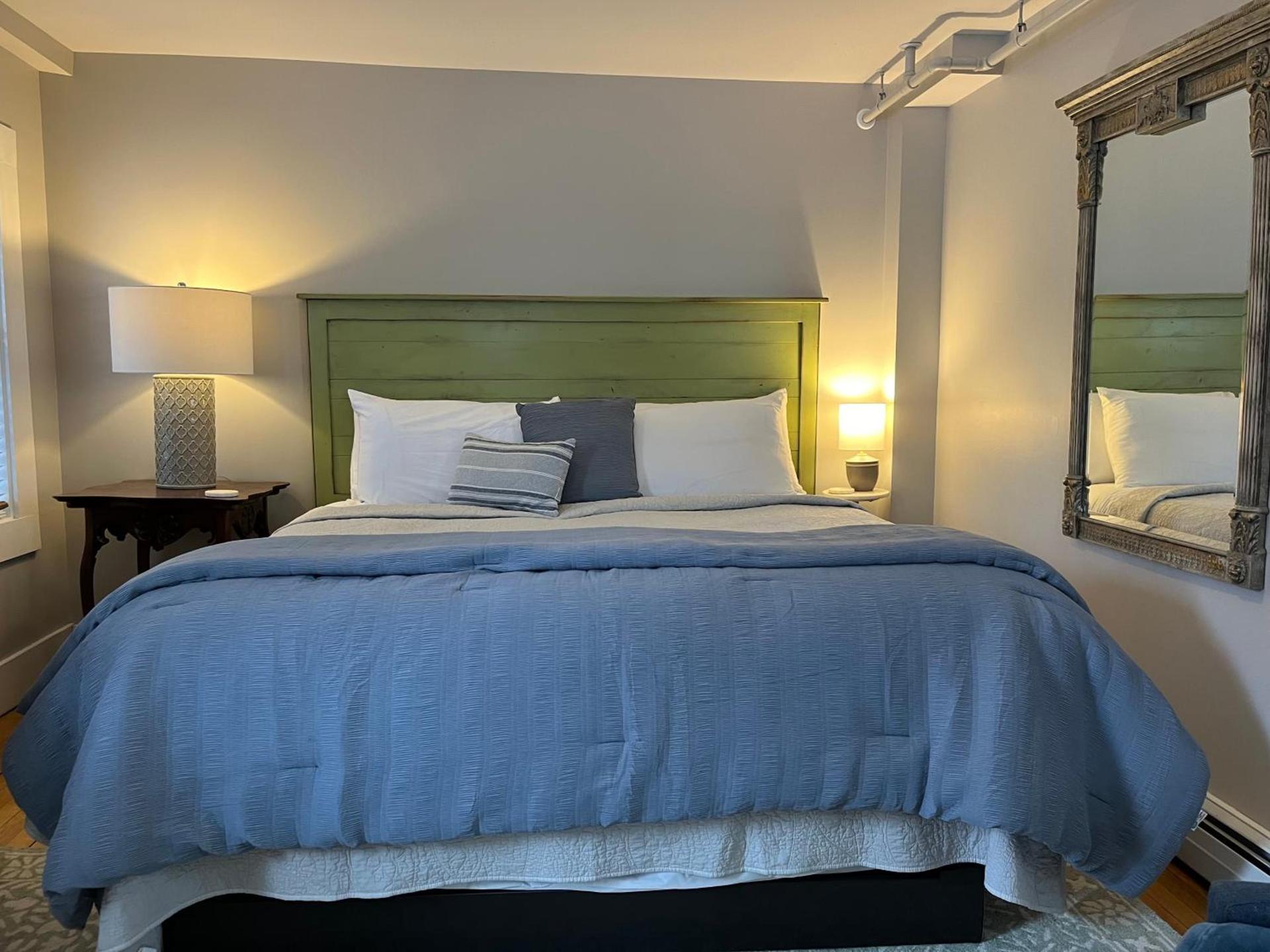 Abalonia Inn photo 60