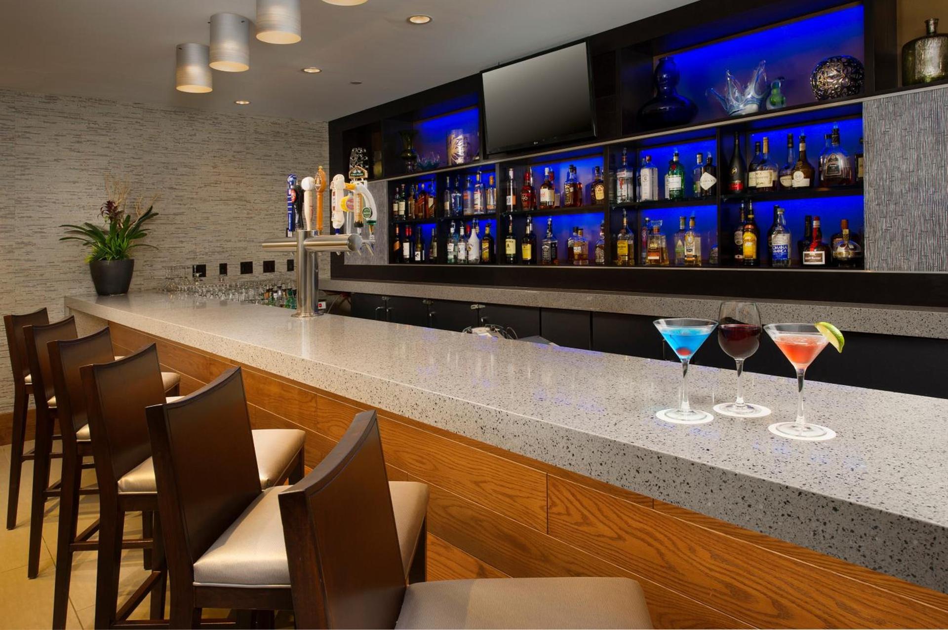 Skybridge Seattle Airport Hotel photo 2