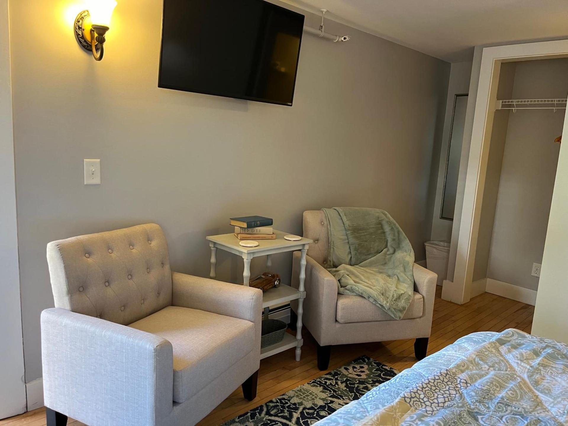 Abalonia Inn photo 71