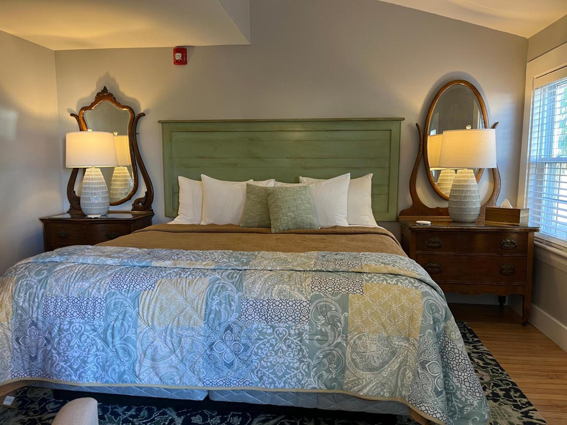 Abalonia Inn photo 69