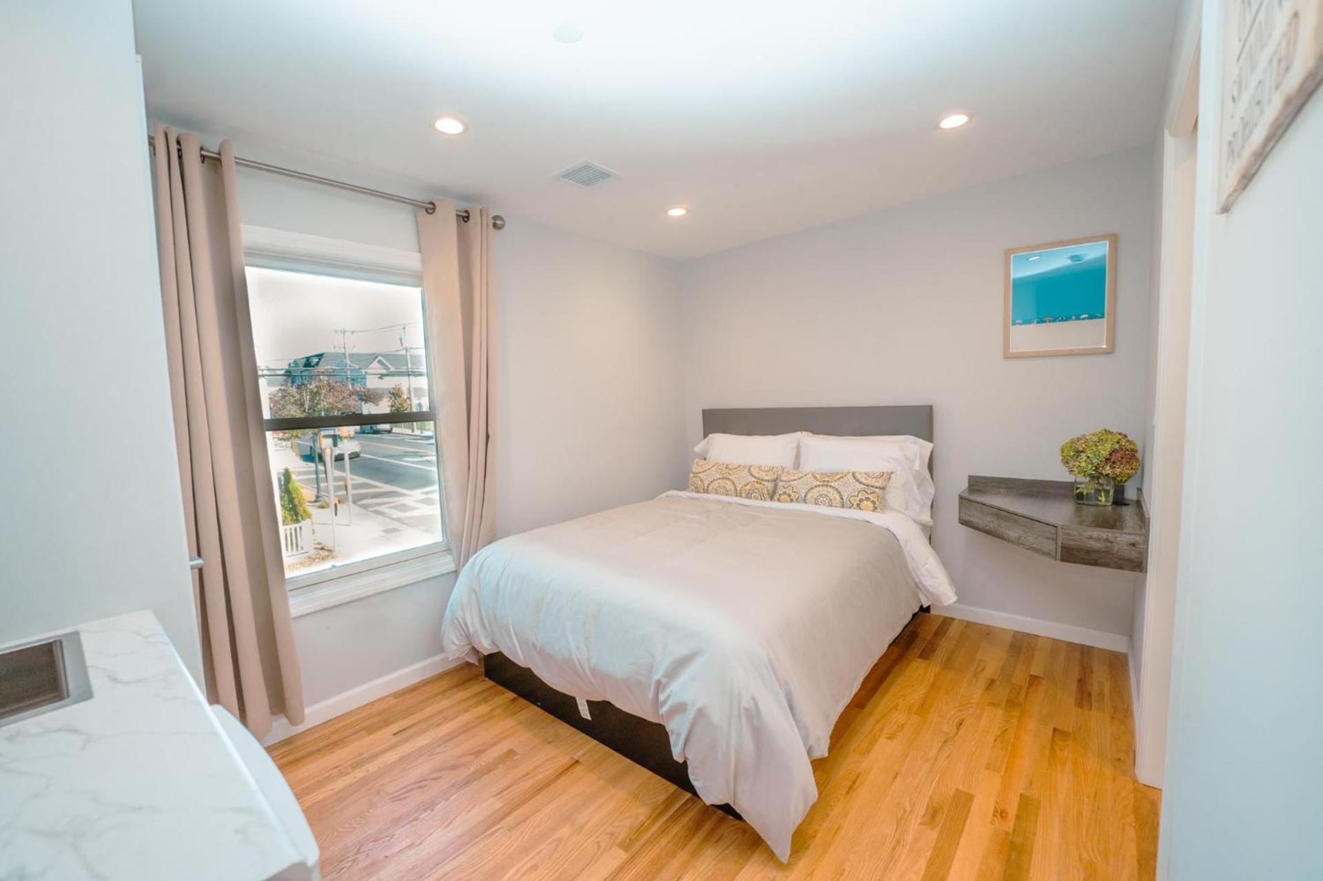 Hampton Bays Hotel On Main photo 14