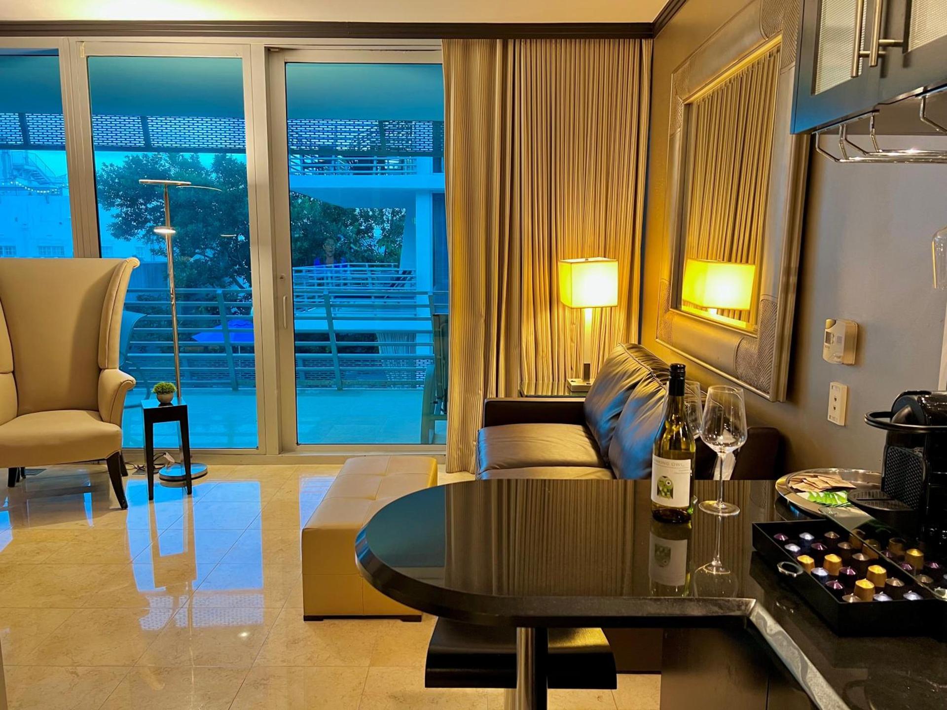 Boutique Suites 3 min walk to beach photo 98