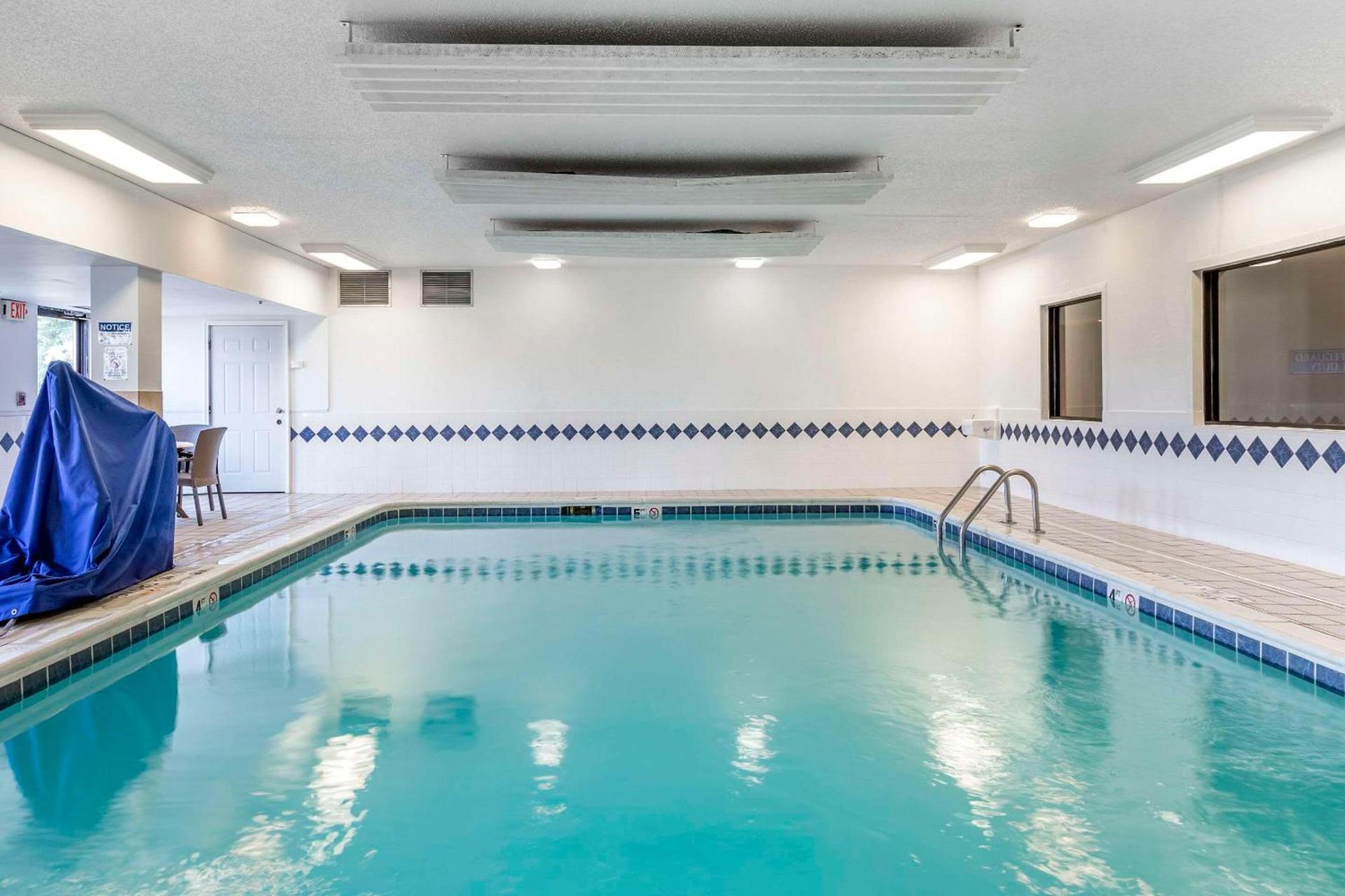 Comfort Inn Charlotte photo 2