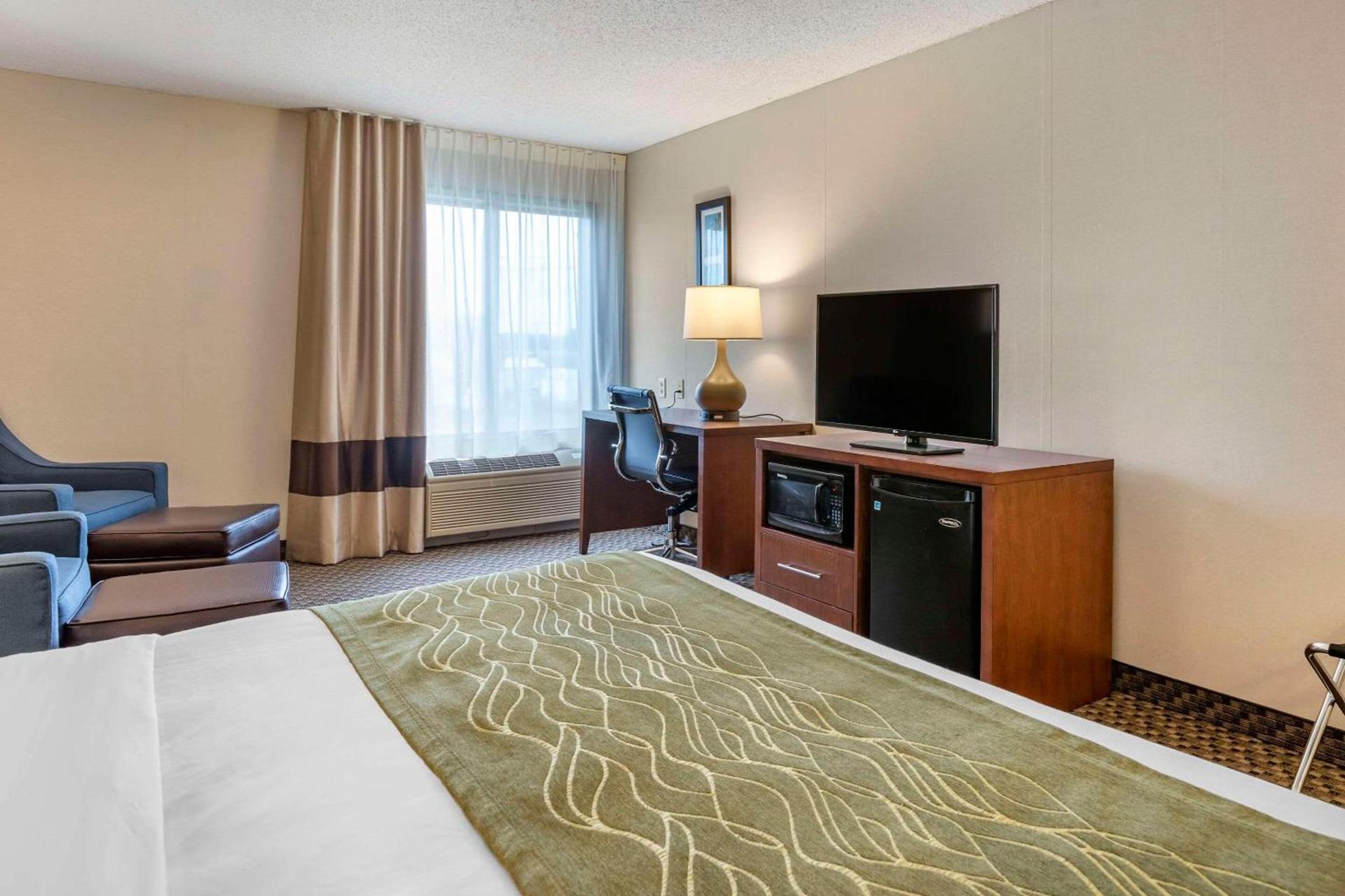 Comfort Inn Charlotte photo 18