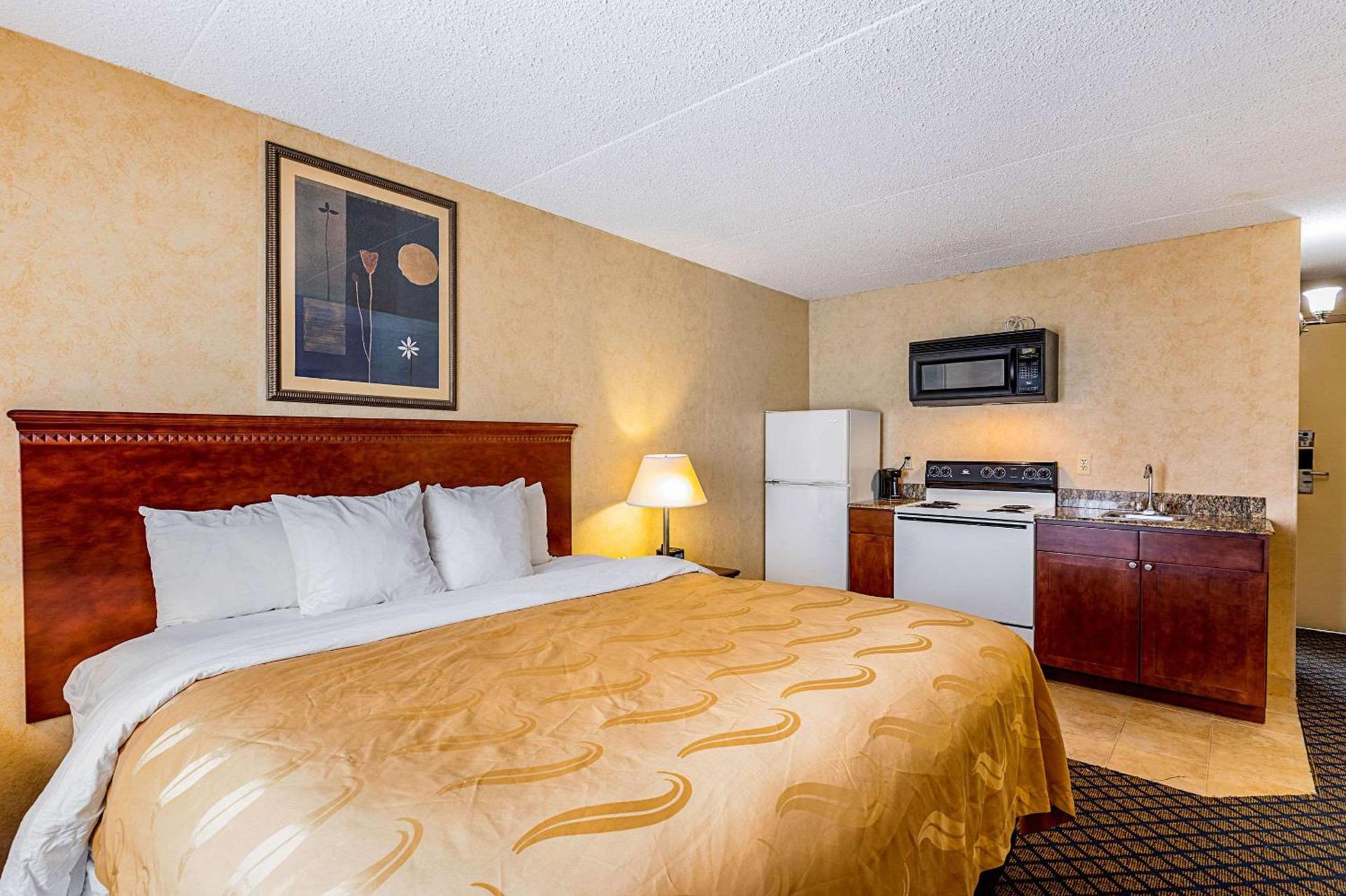 Quality Inn & Suites Coldwater near I-69 photo 14