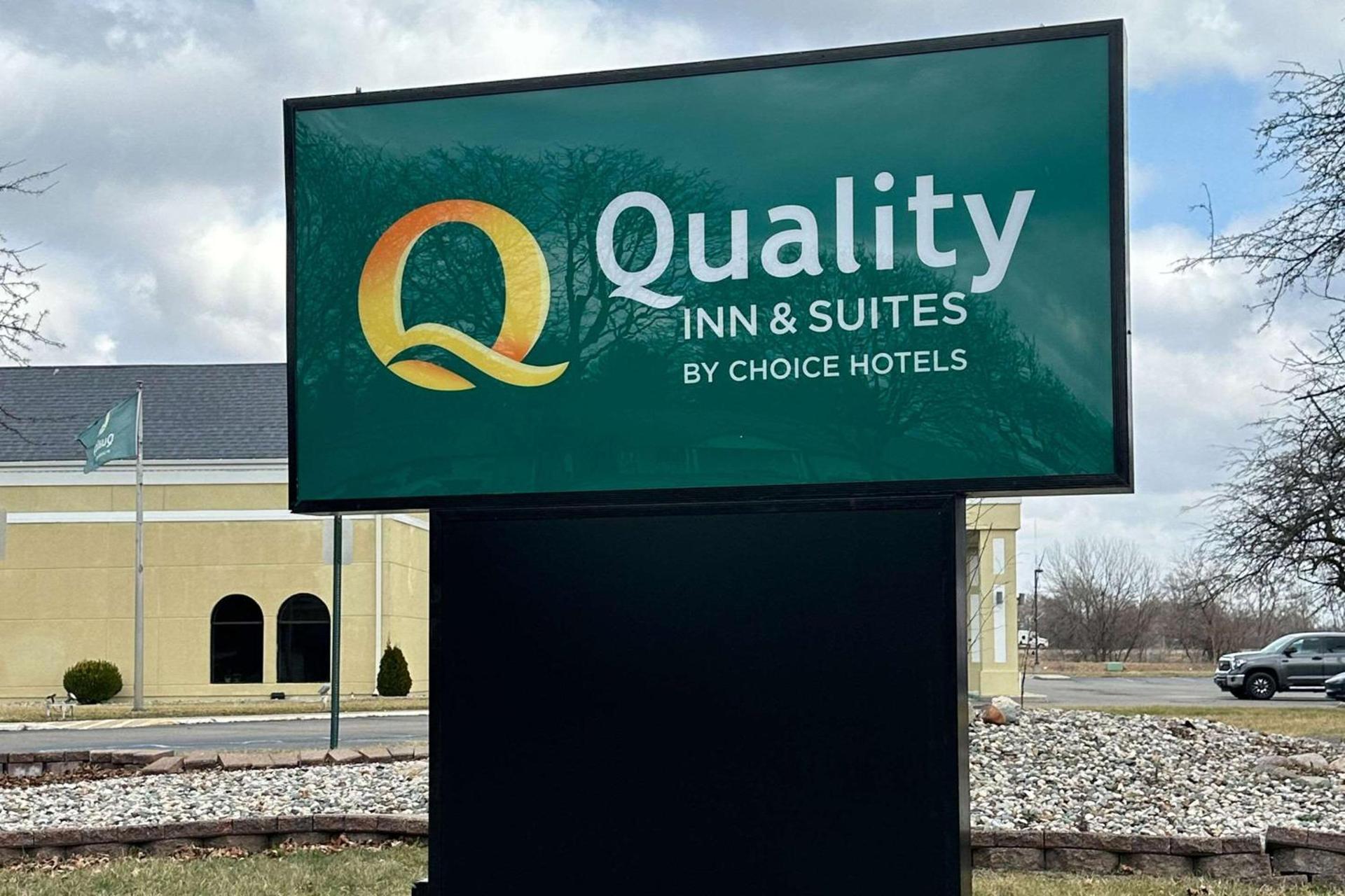 Quality Inn & Suites Coldwater near I-69 photo 12