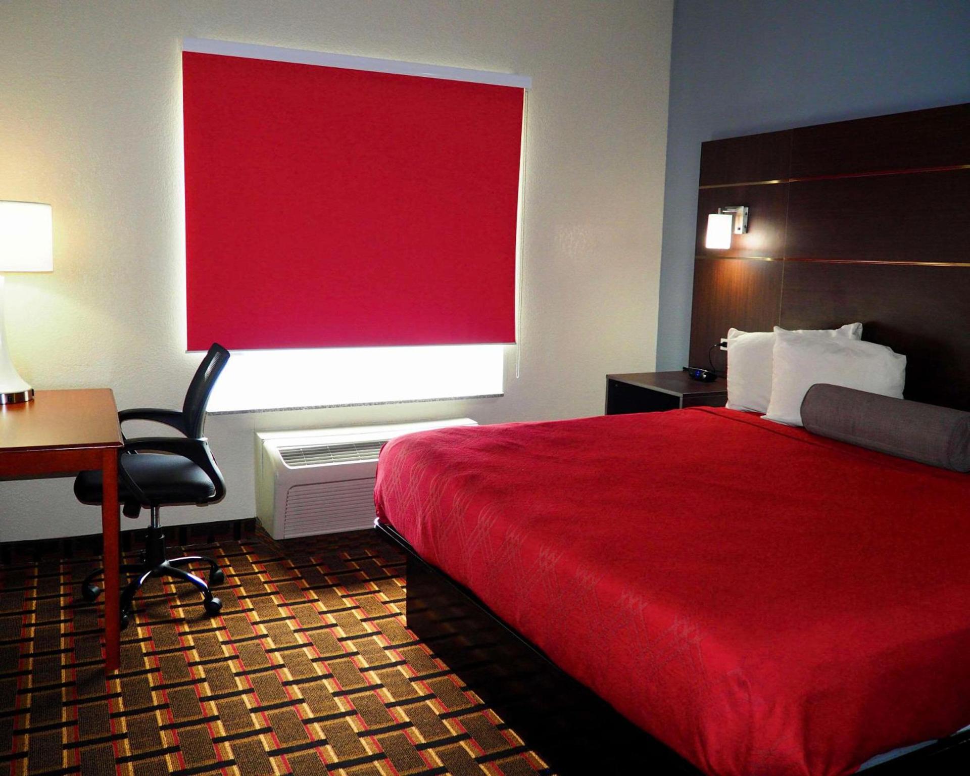 Econo Lodge Augusta West near Fort Gordon photo 22