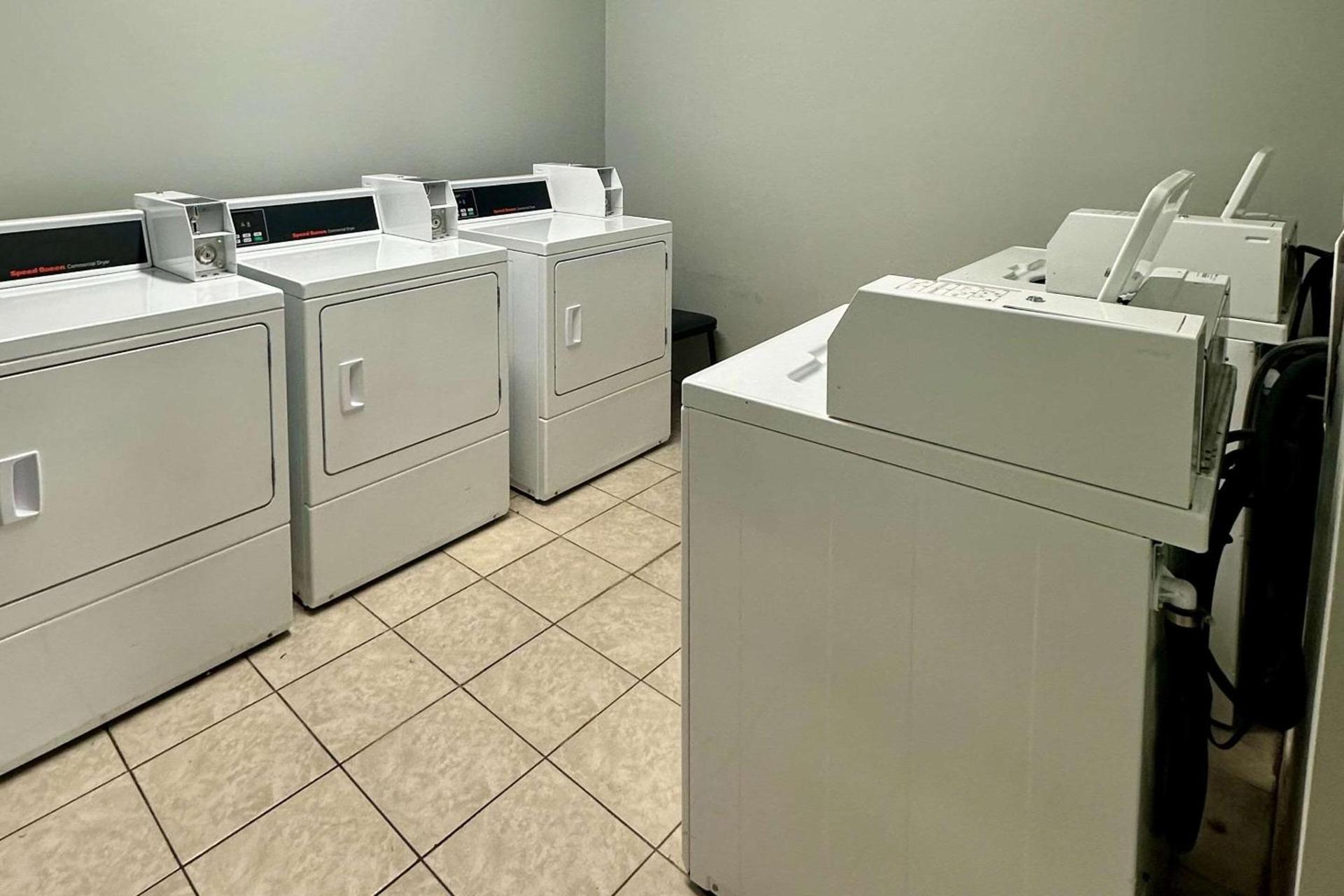 Quality Inn & Suites Coldwater near I-69 photo 15