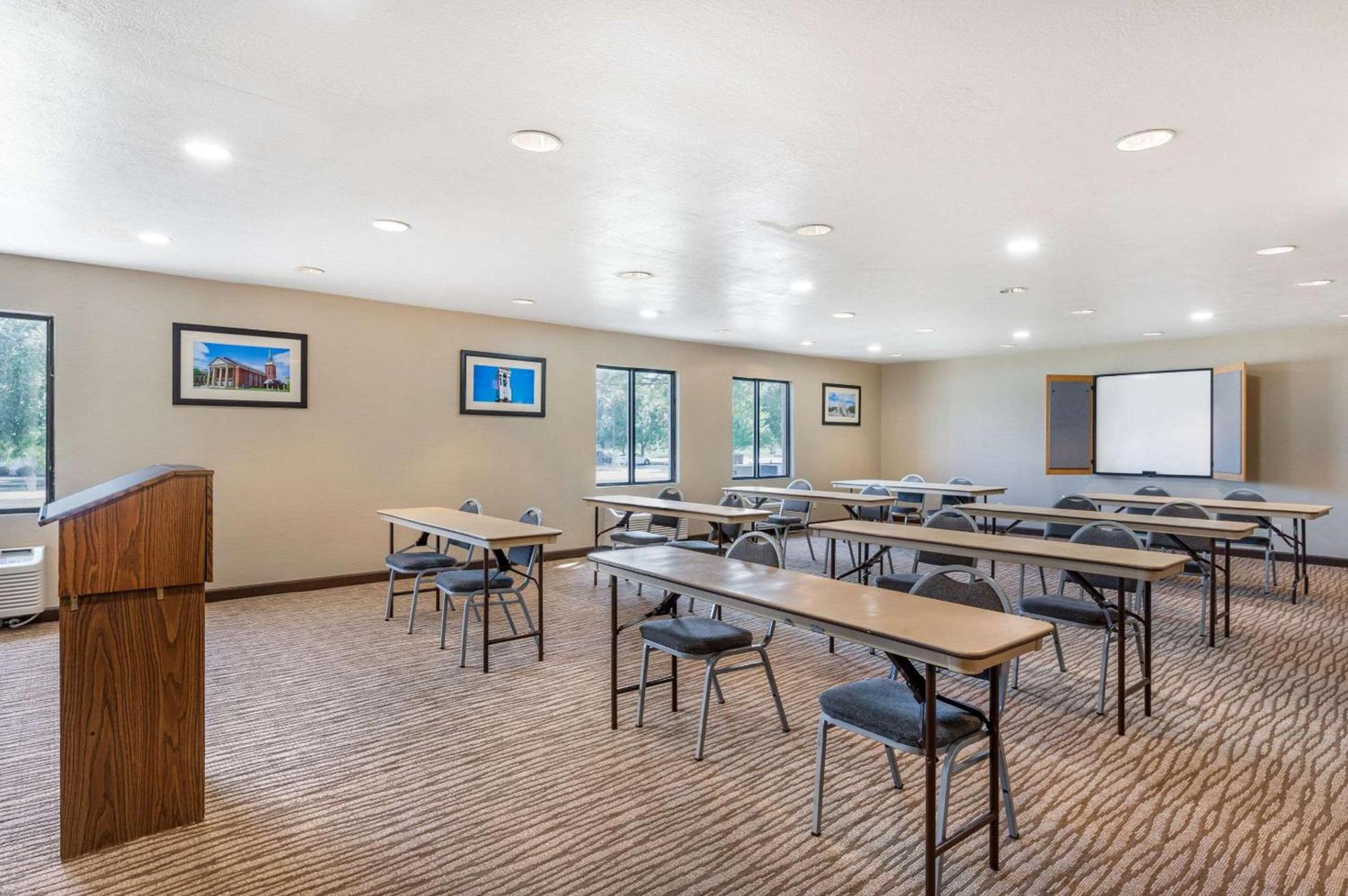 Comfort Inn Lafayette I-65 photo 15