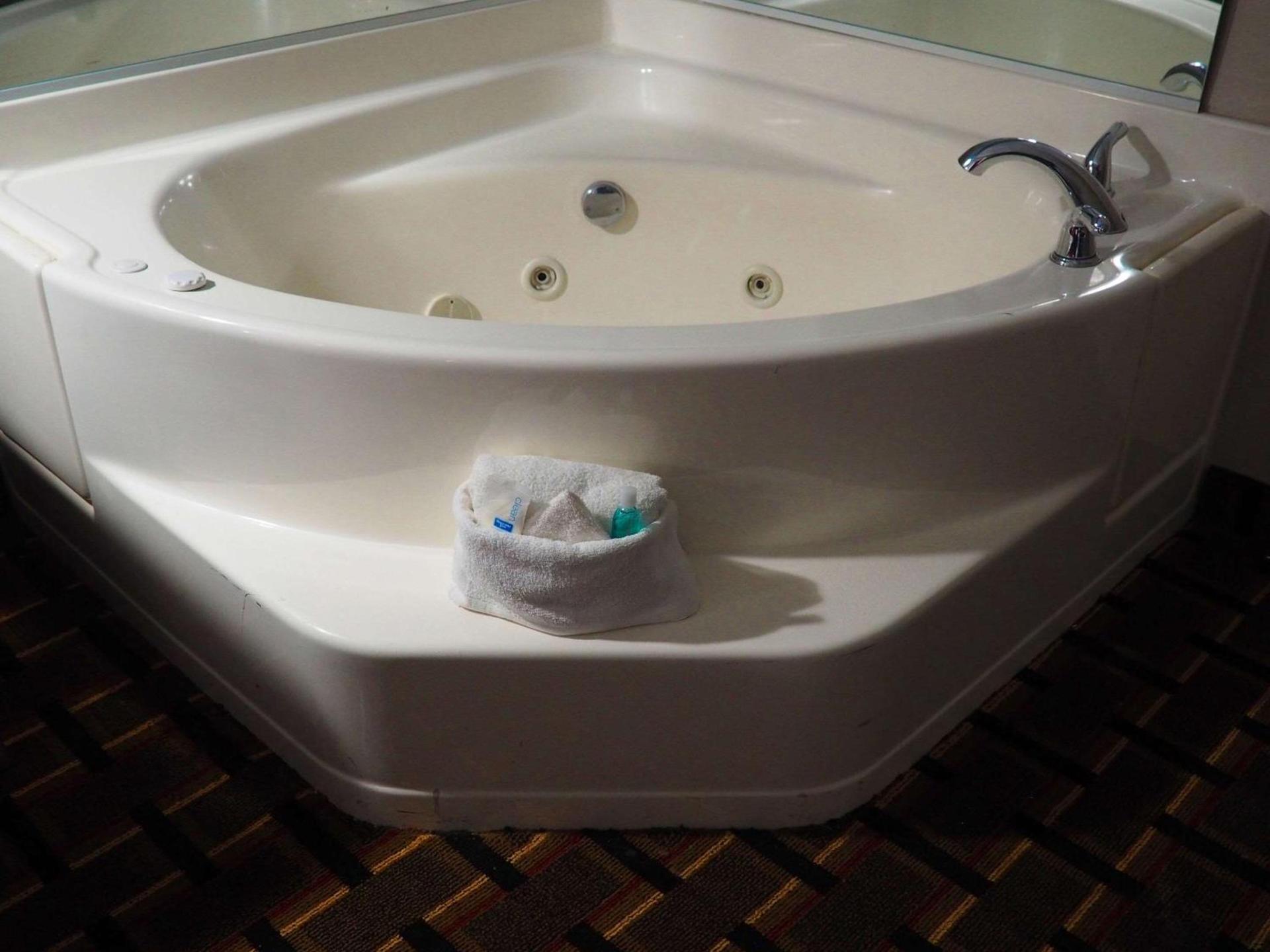 Econo Lodge Augusta West near Fort Gordon photo 23