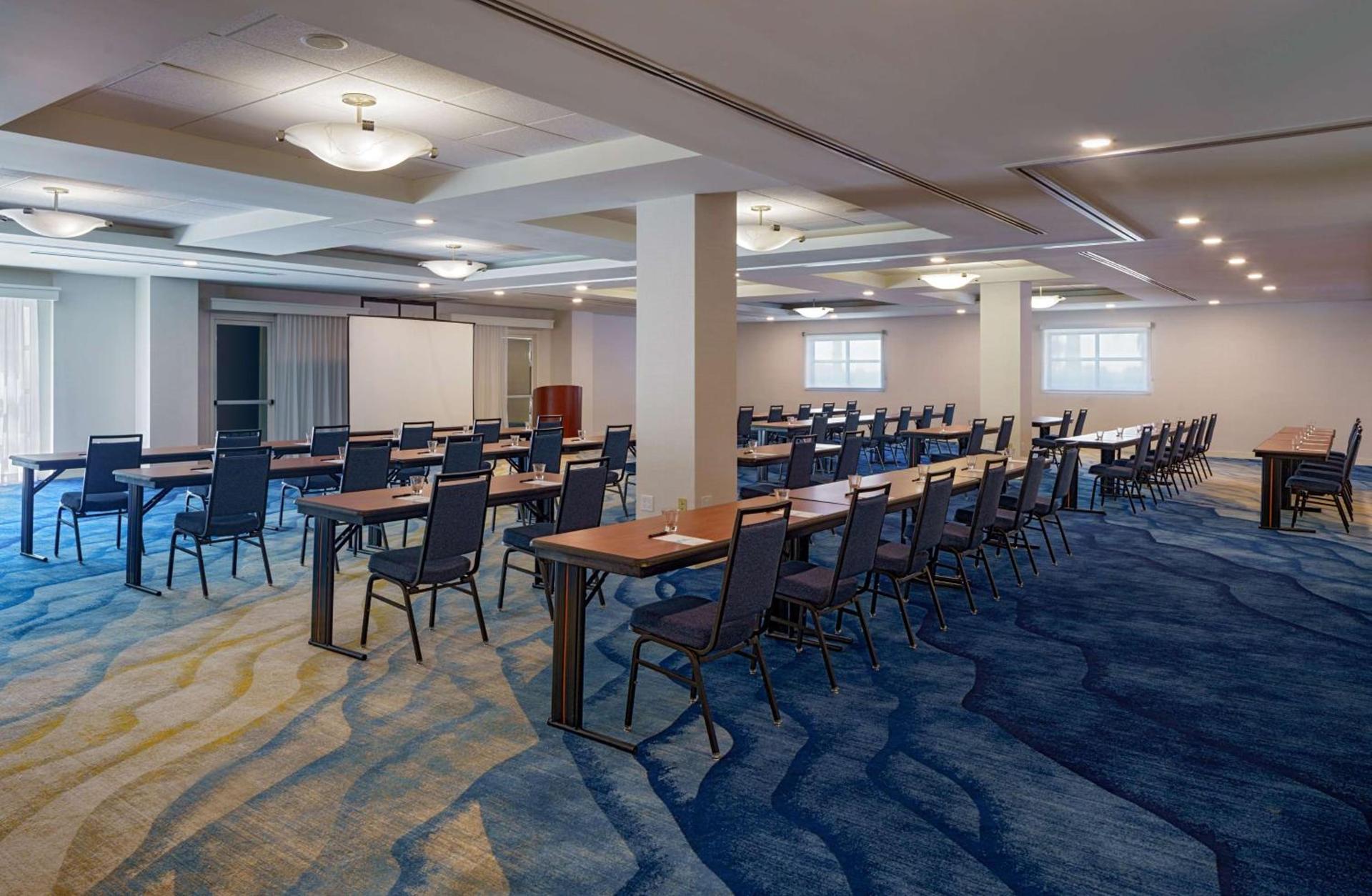 Hilton Garden Inn Dana Point Doheny Beach photo 40