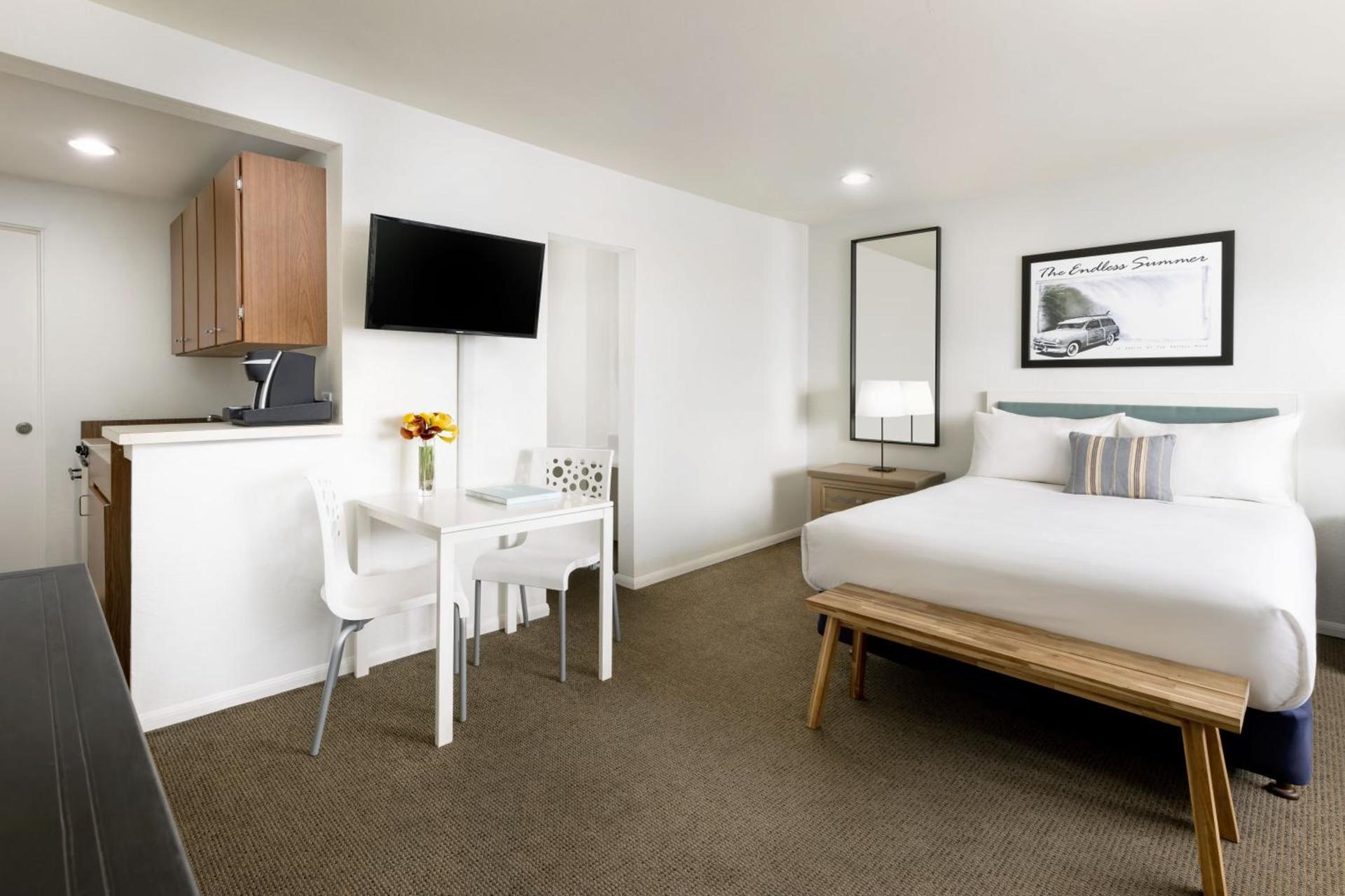 Pacific Edge Hotel photo 62