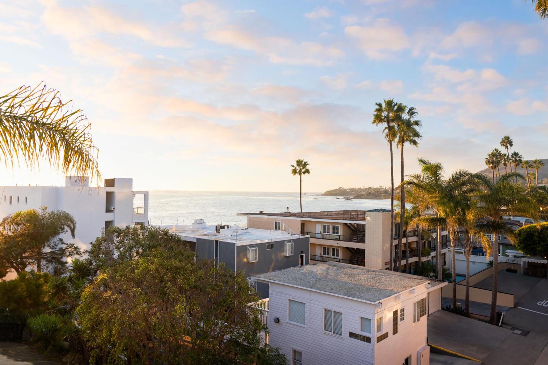 Pacific Edge Hotel photo 66