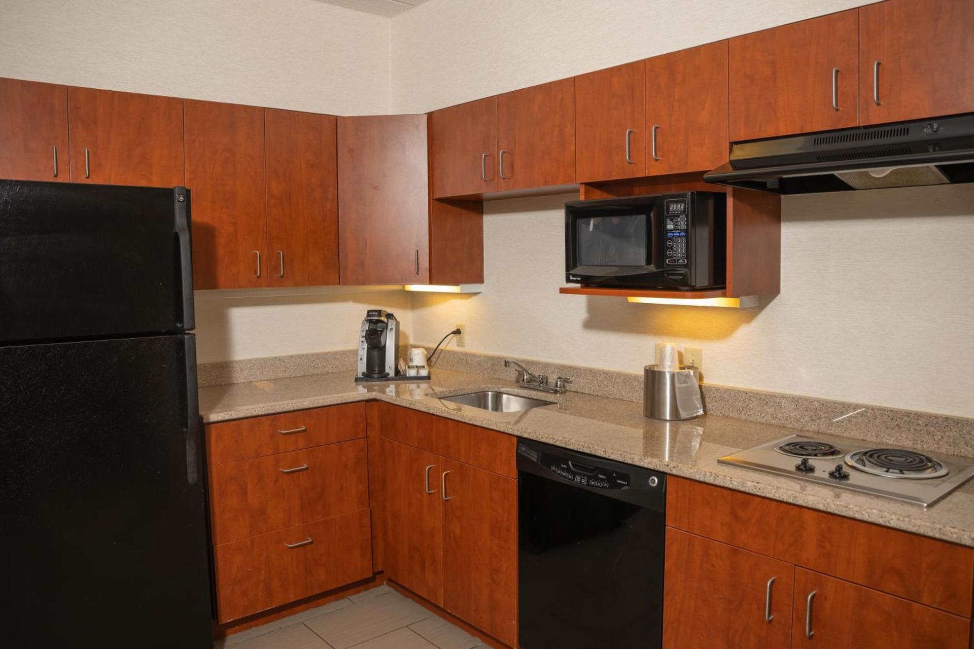 Wyndham Garden Erie photo 10