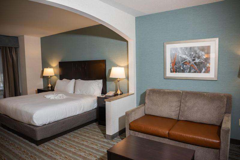 Wyndham Garden Erie photo 11